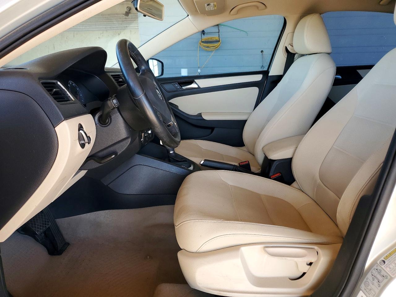 2011 Volkswagen Jetta Se Silver vin: 3VWDZ7AJ5BM392333