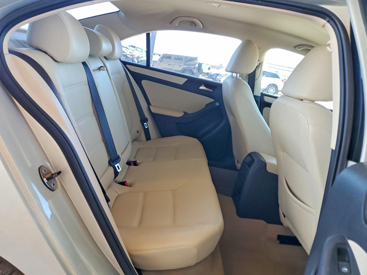 2011 Volkswagen Jetta Se Silver vin: 3VWDZ7AJ5BM392333