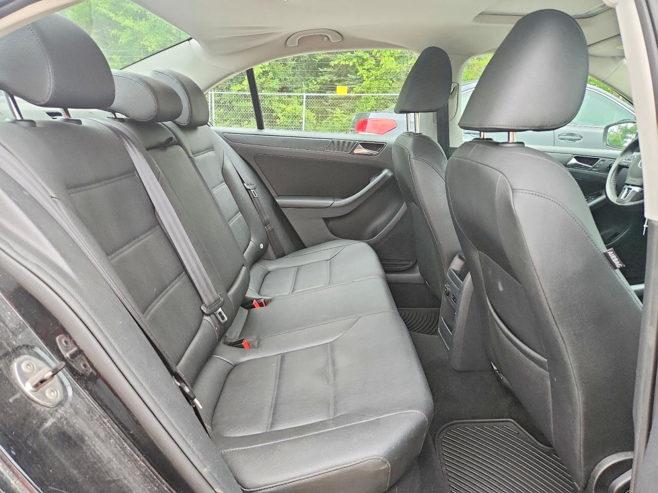 2011 Volkswagen Jetta Se Черный vin: 3VWDZ7AJ6BM084491