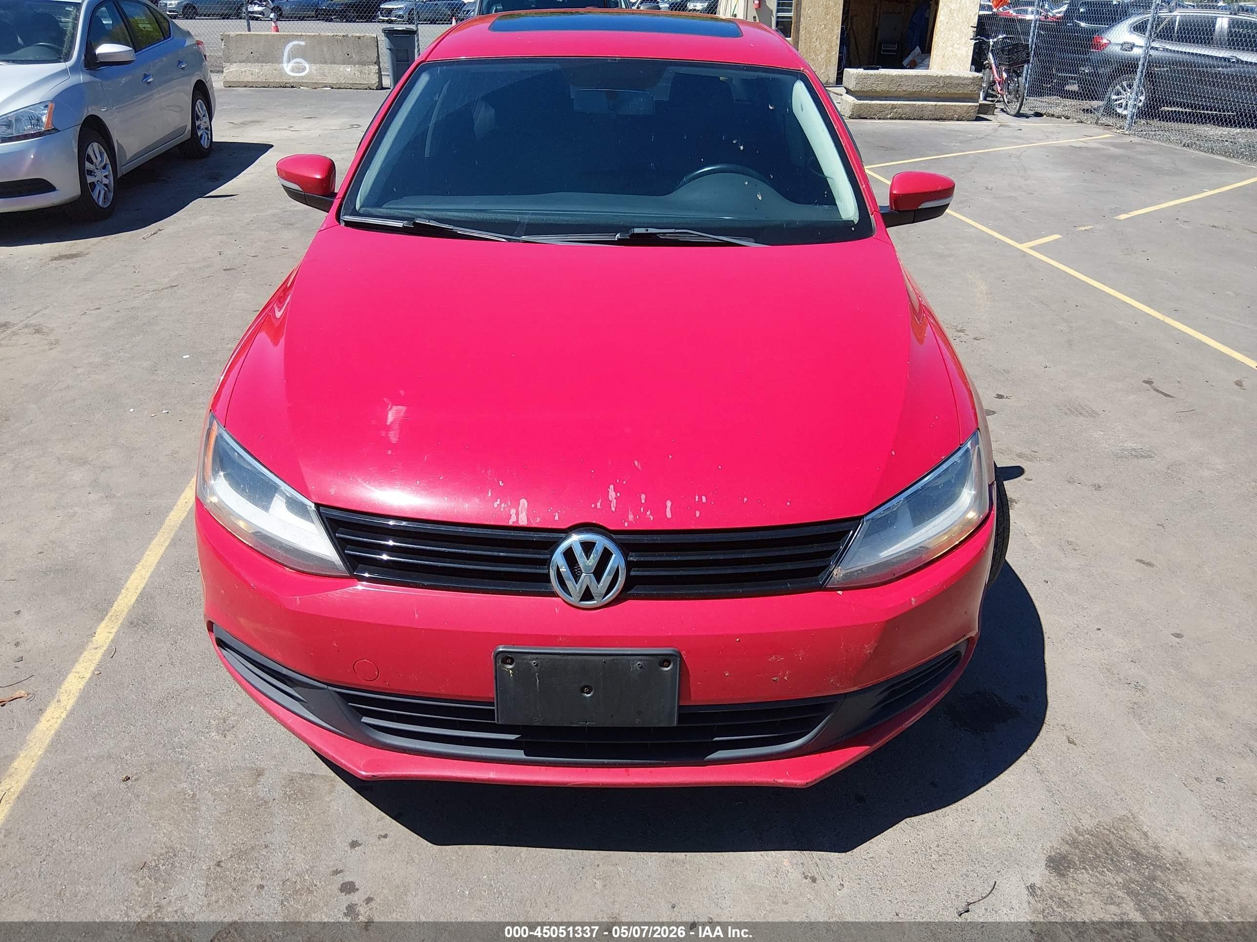 2011 Volkswagen Jetta 2.5l Se Red vin: 3VWDZ7AJ6BM102911
