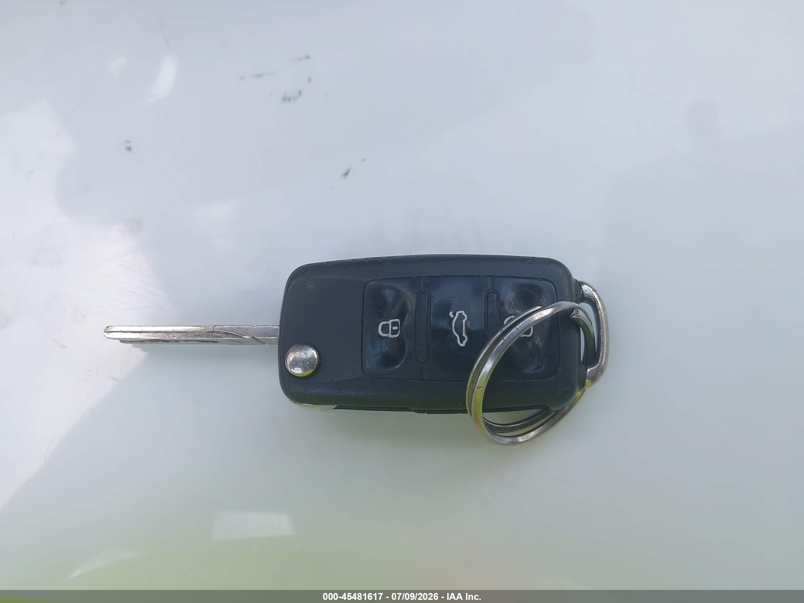 2011 Volkswagen Jetta 2.5l Se Белый vin: 3VWDZ7AJ6BM309735