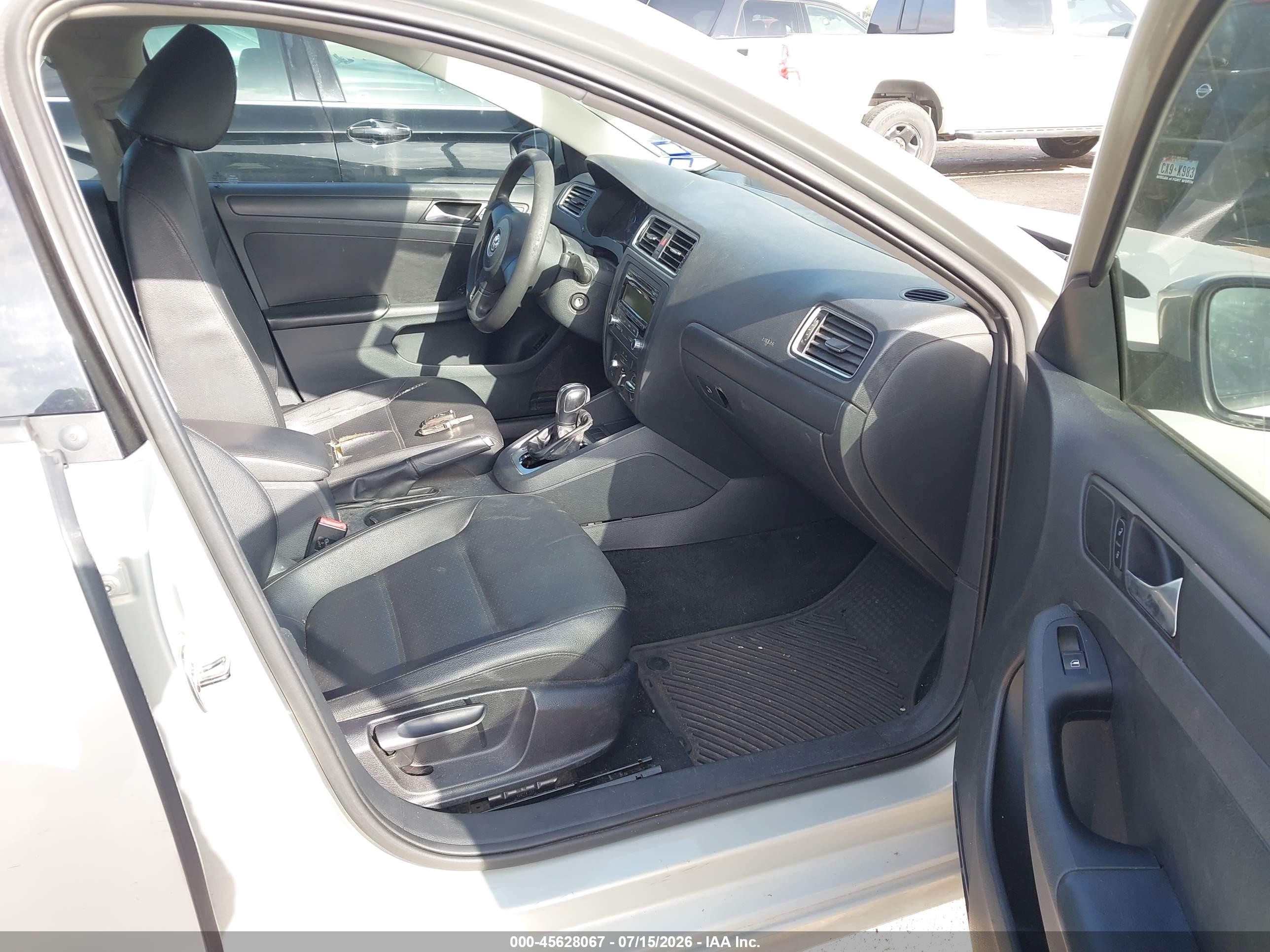2011 Volkswagen Jetta 2.5l Se Silver vin: 3VWDZ7AJ6BM311985