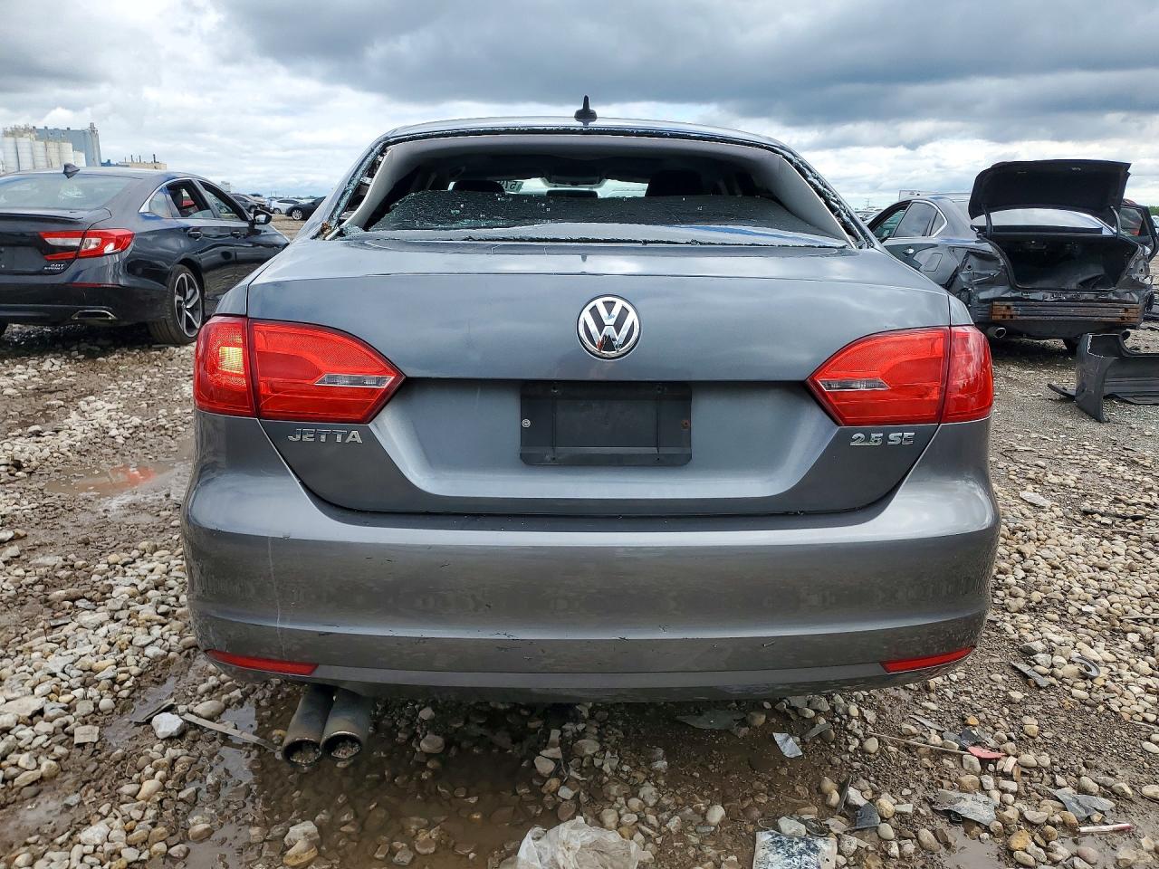 2011 Volkswagen Jetta Se Серый vin: 3VWDZ7AJ6BM336630