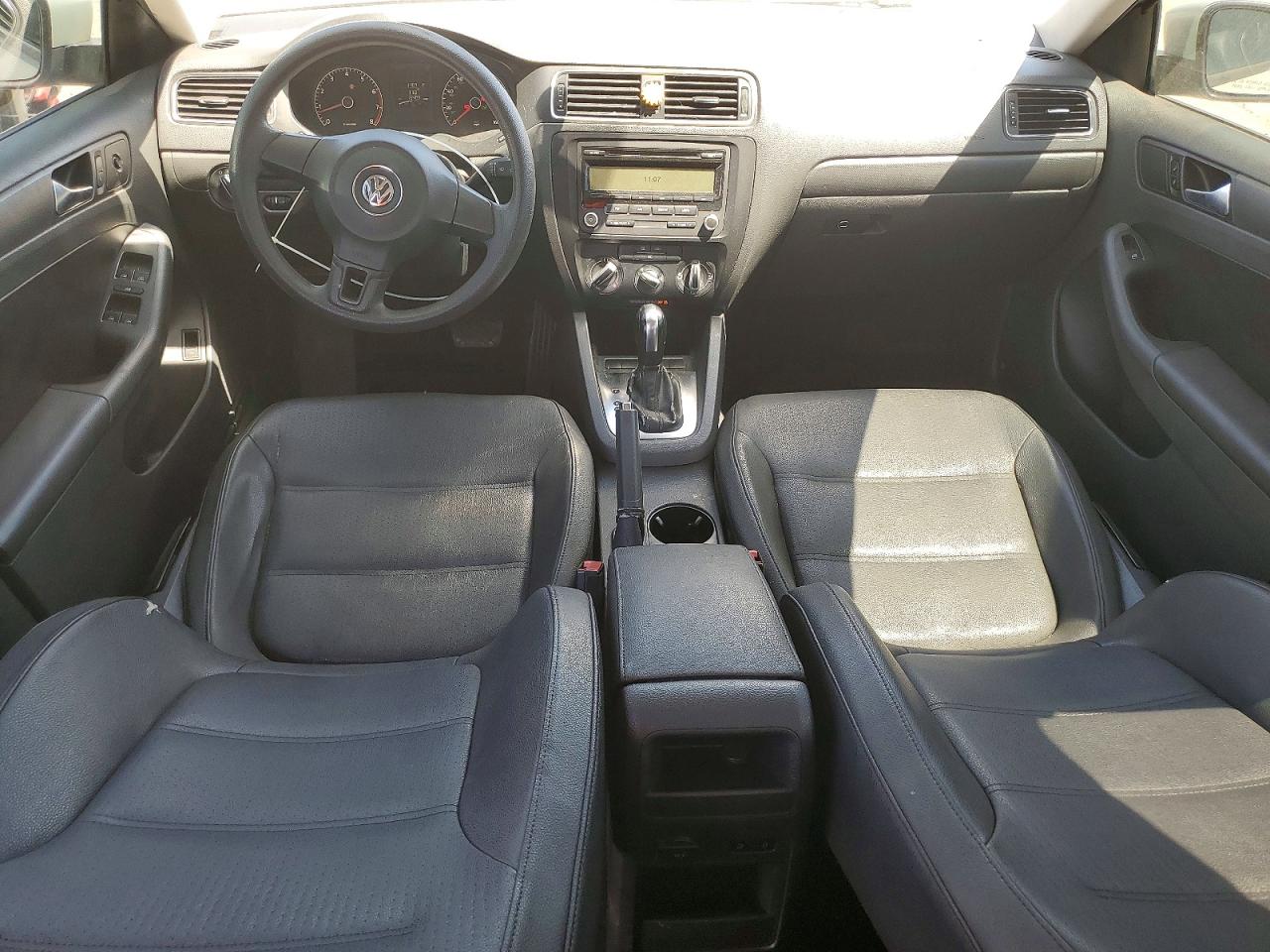 2011 Volkswagen Jetta Se Tan vin: 3VWDZ7AJ6BM357414