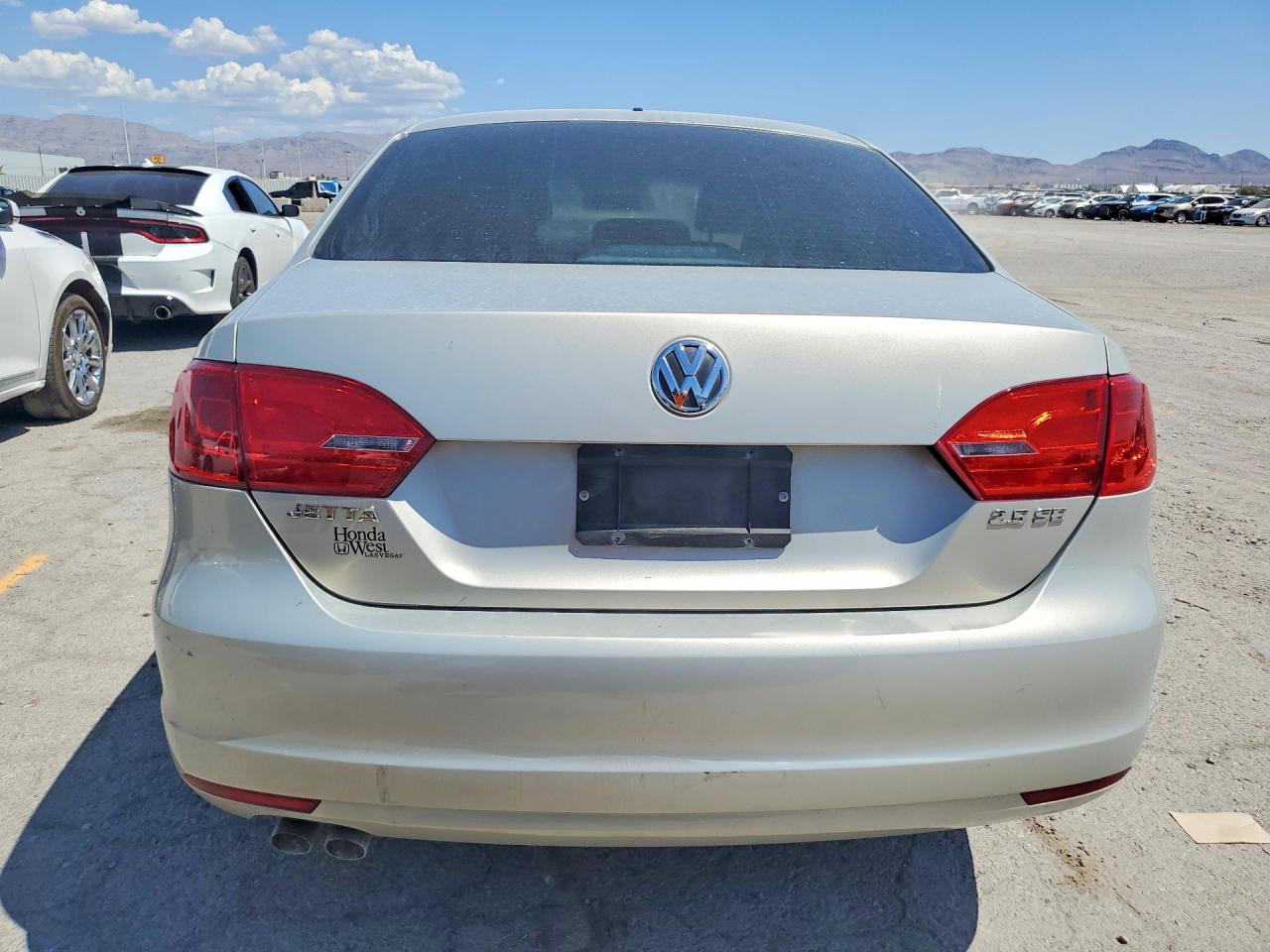 2011 Volkswagen Jetta Se Tan vin: 3VWDZ7AJ6BM357414