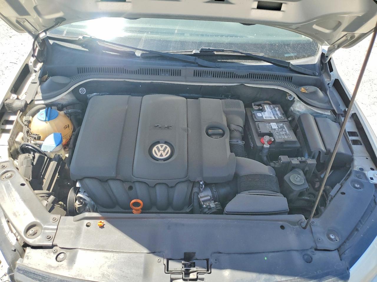 2011 Volkswagen Jetta Se Tan vin: 3VWDZ7AJ6BM357414