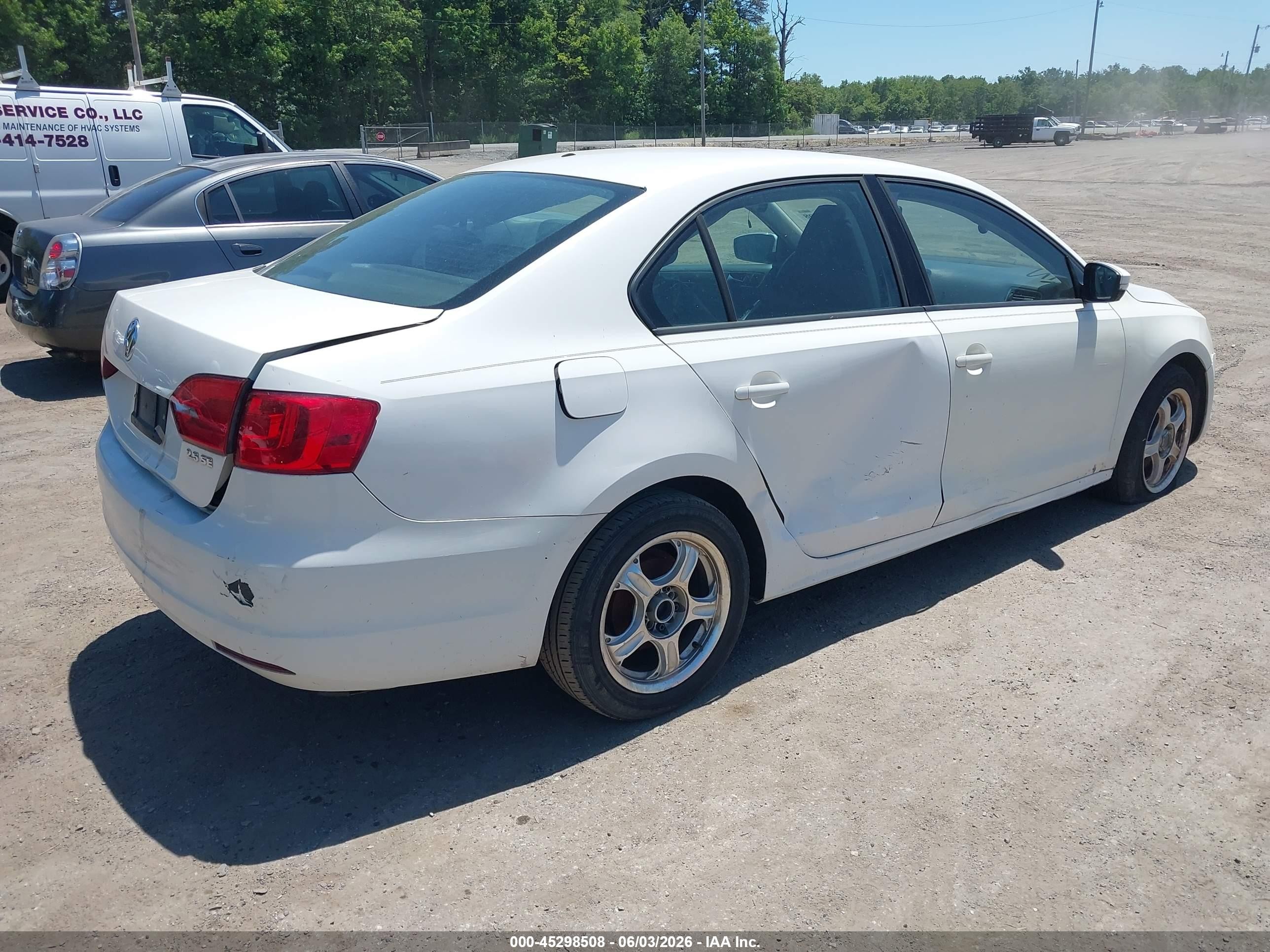 2011 Volkswagen Jetta 2.5l Se White vin: 3VWDZ7AJ6BM373824