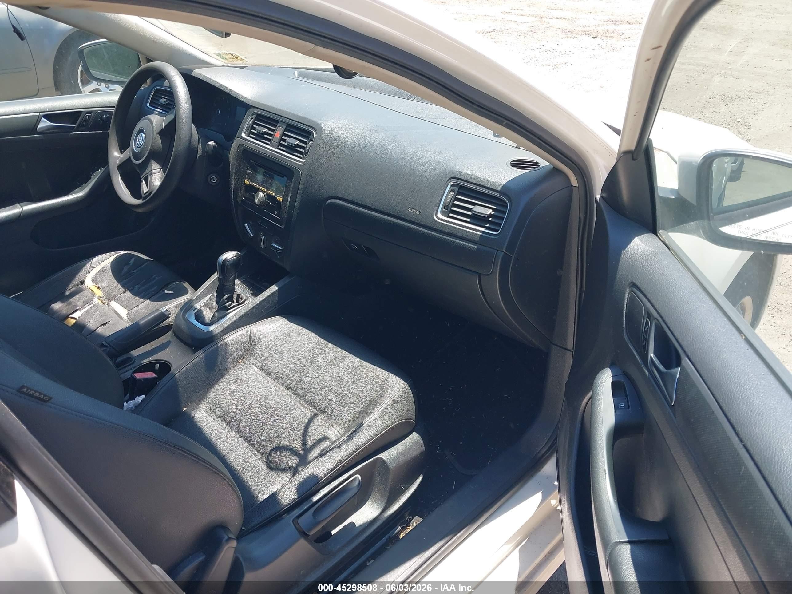 2011 Volkswagen Jetta 2.5l Se White vin: 3VWDZ7AJ6BM373824