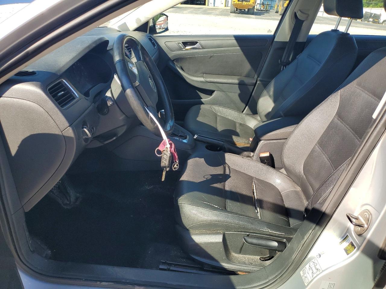 2011 Volkswagen Jetta Se Серебряный vin: 3VWDZ7AJ8BM051976