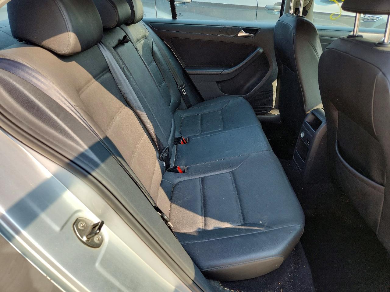 2011 Volkswagen Jetta Se Серебряный vin: 3VWDZ7AJ8BM051976