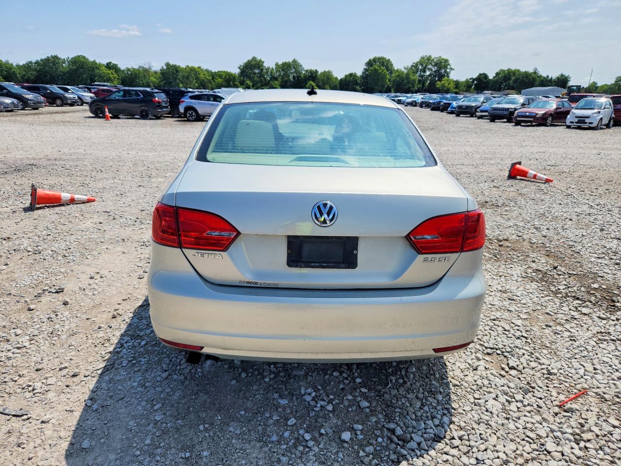 2011 Volkswagen Jetta Se Золотой vin: 3VWDZ7AJ8BM098246