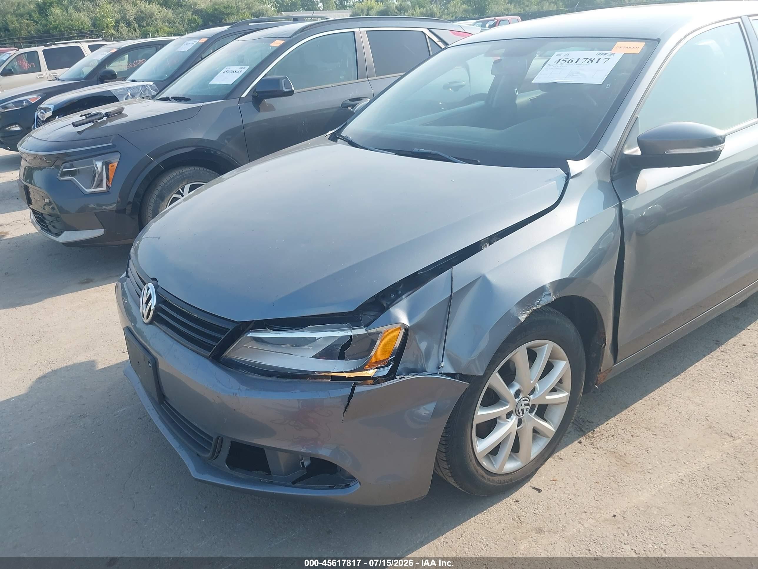 2011 Volkswagen Jetta 2.5l Se Серый vin: 3VWDZ7AJ8BM338329