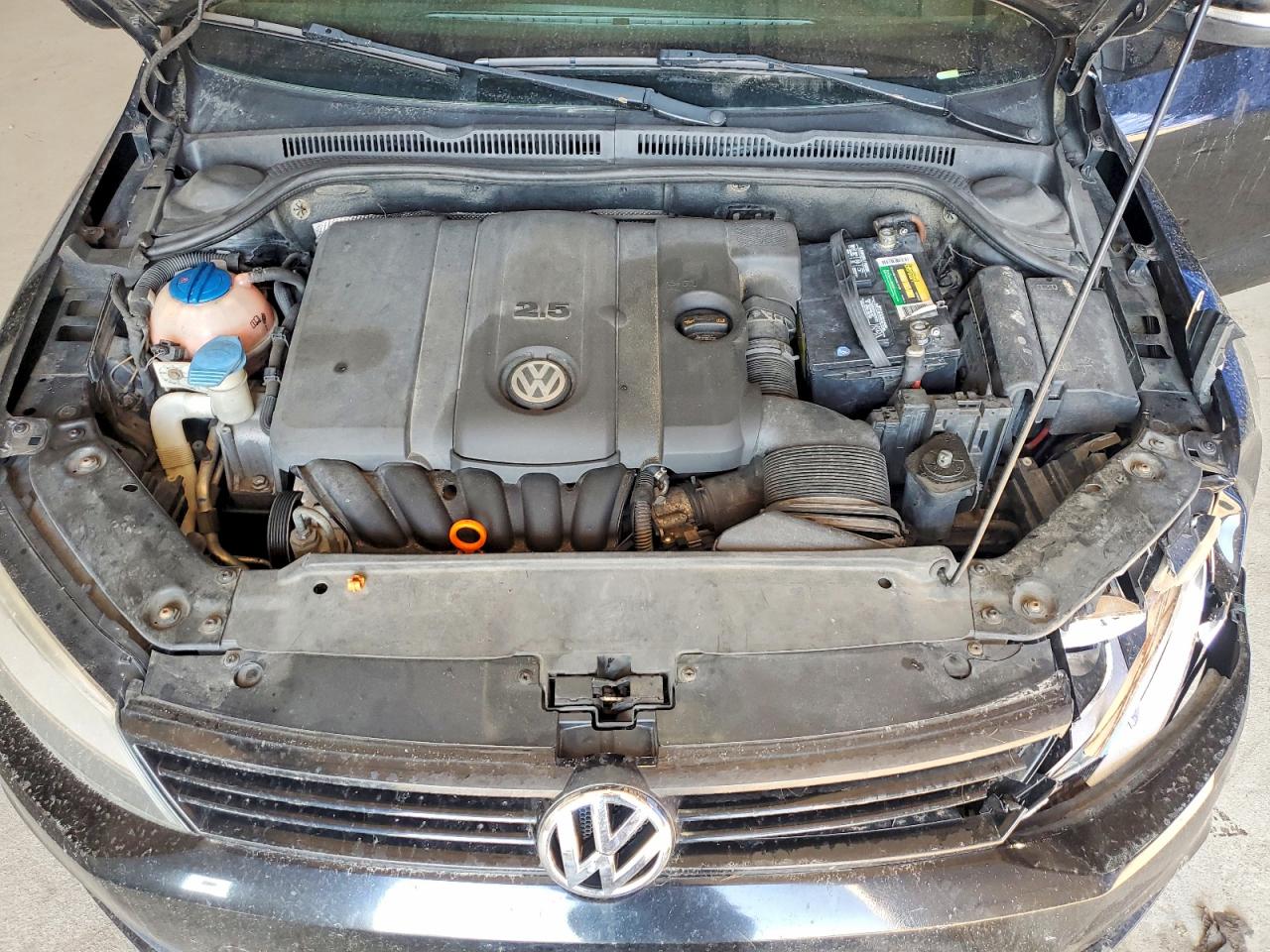 2011 Volkswagen Jetta Se Black vin: 3VWDZ7AJ8BM352215