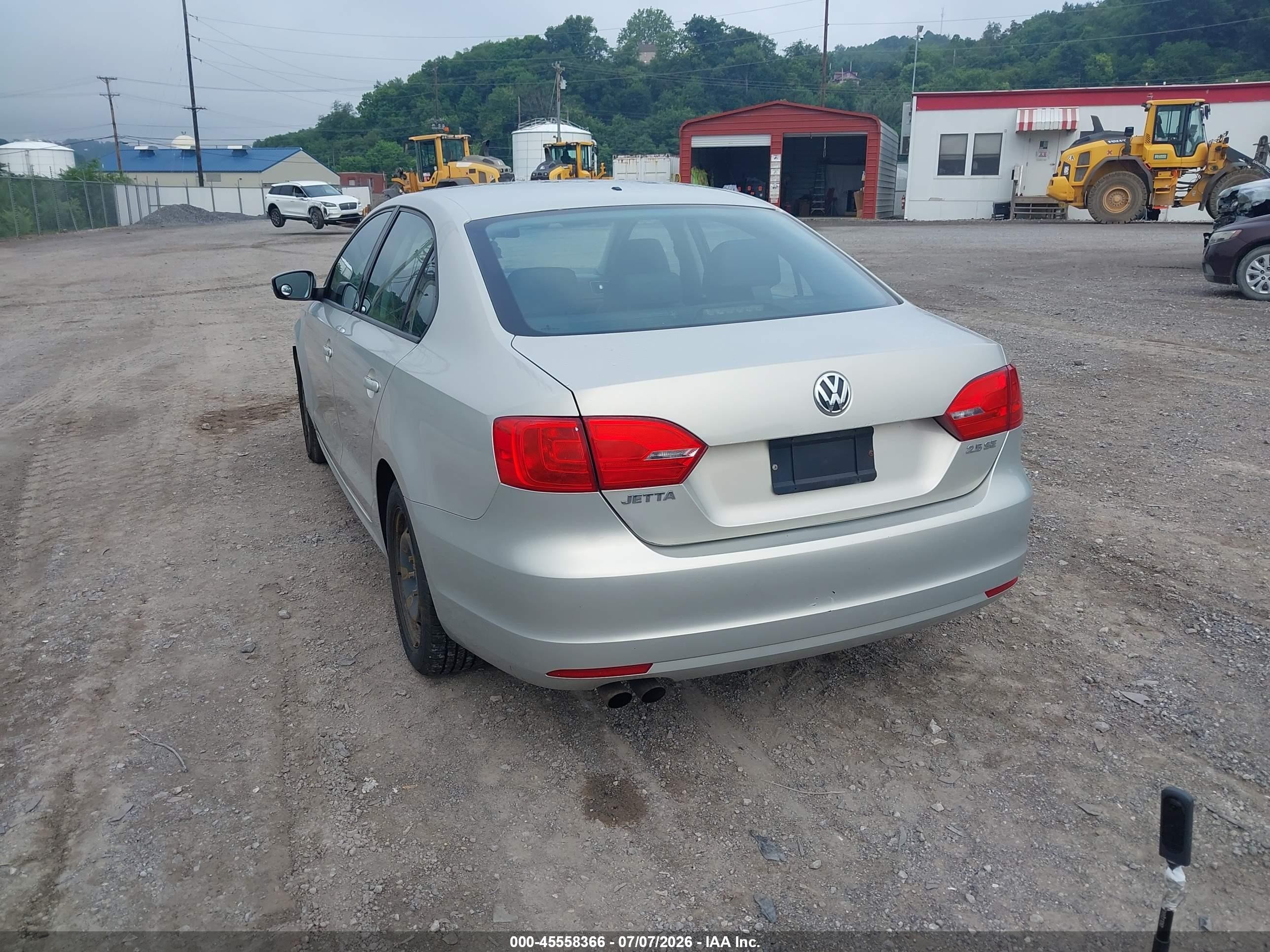 2011 Volkswagen Jetta 2.5l Se Silver vin: 3VWDZ7AJ8BM381309