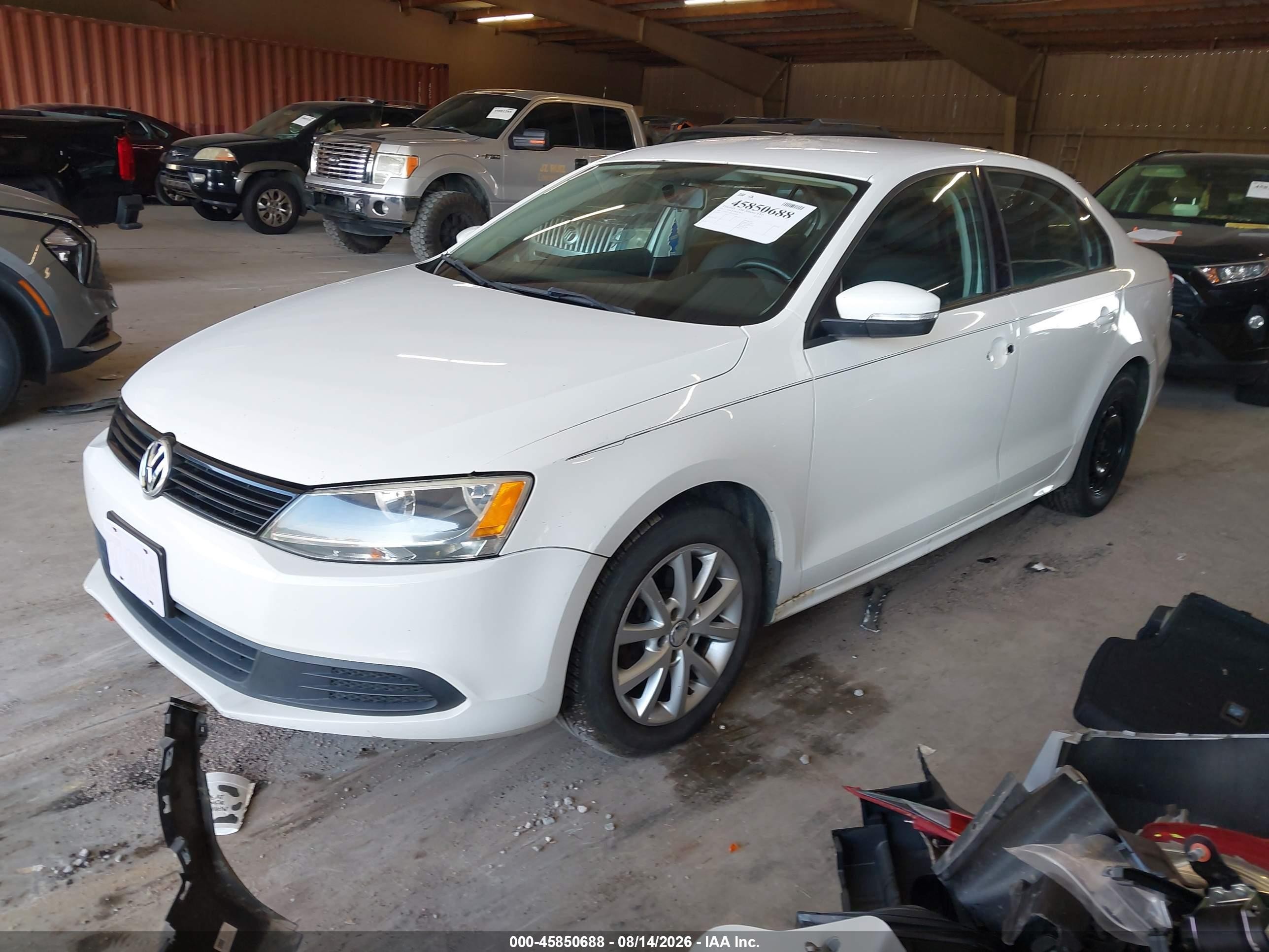 2011 Volkswagen Jetta 2.5l Se Белый vin: 3VWDZ7AJ9BM110680