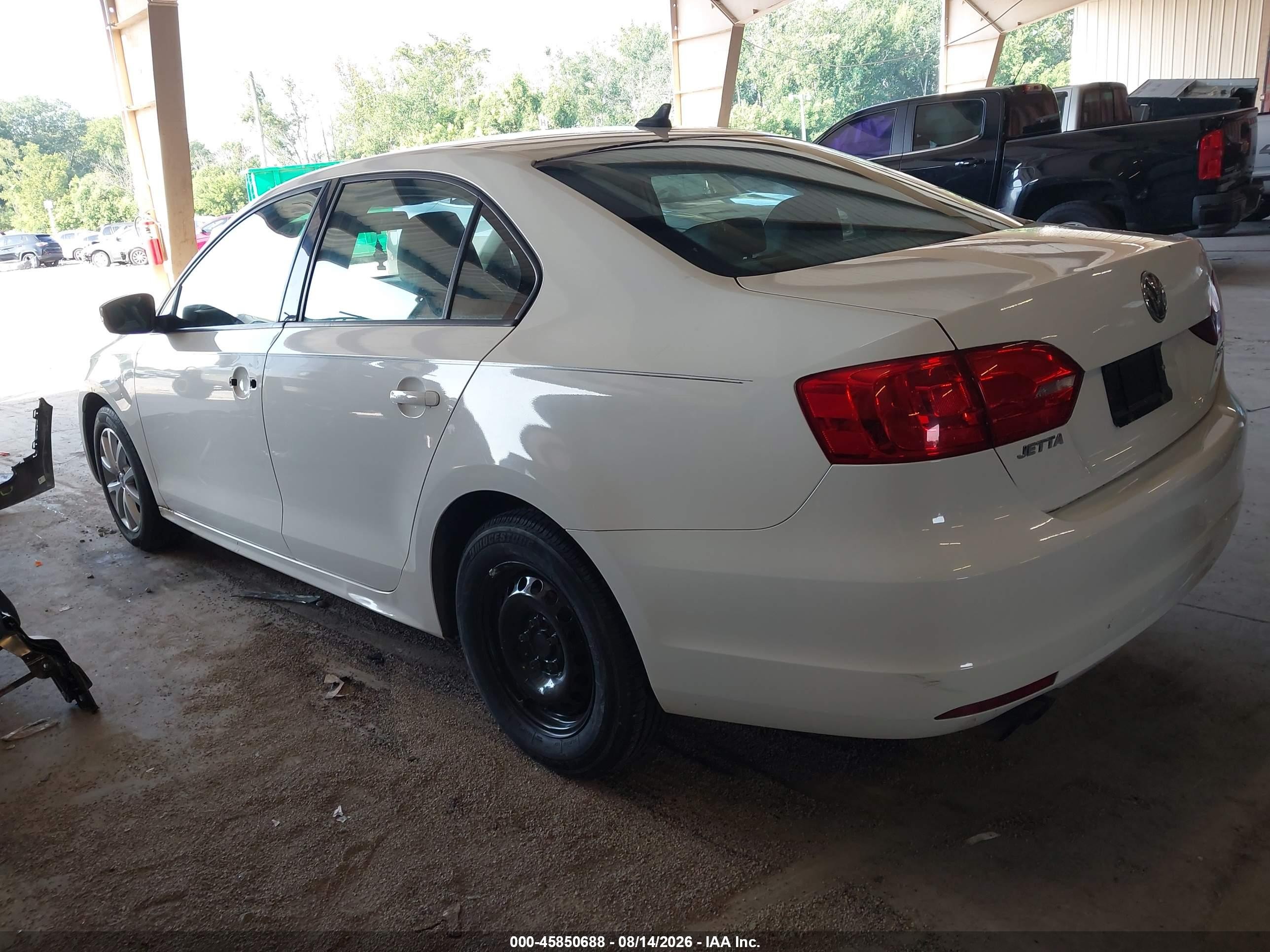 2011 Volkswagen Jetta 2.5l Se Белый vin: 3VWDZ7AJ9BM110680
