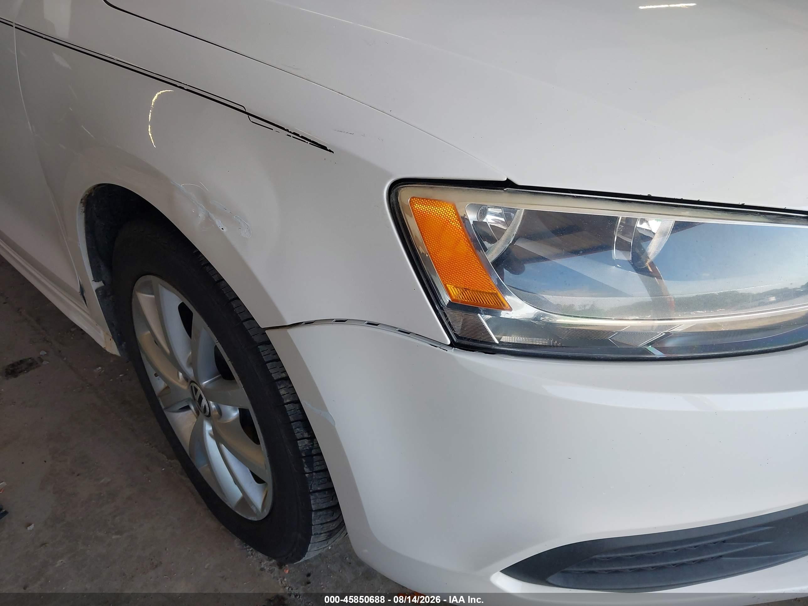 2011 Volkswagen Jetta 2.5l Se Белый vin: 3VWDZ7AJ9BM110680