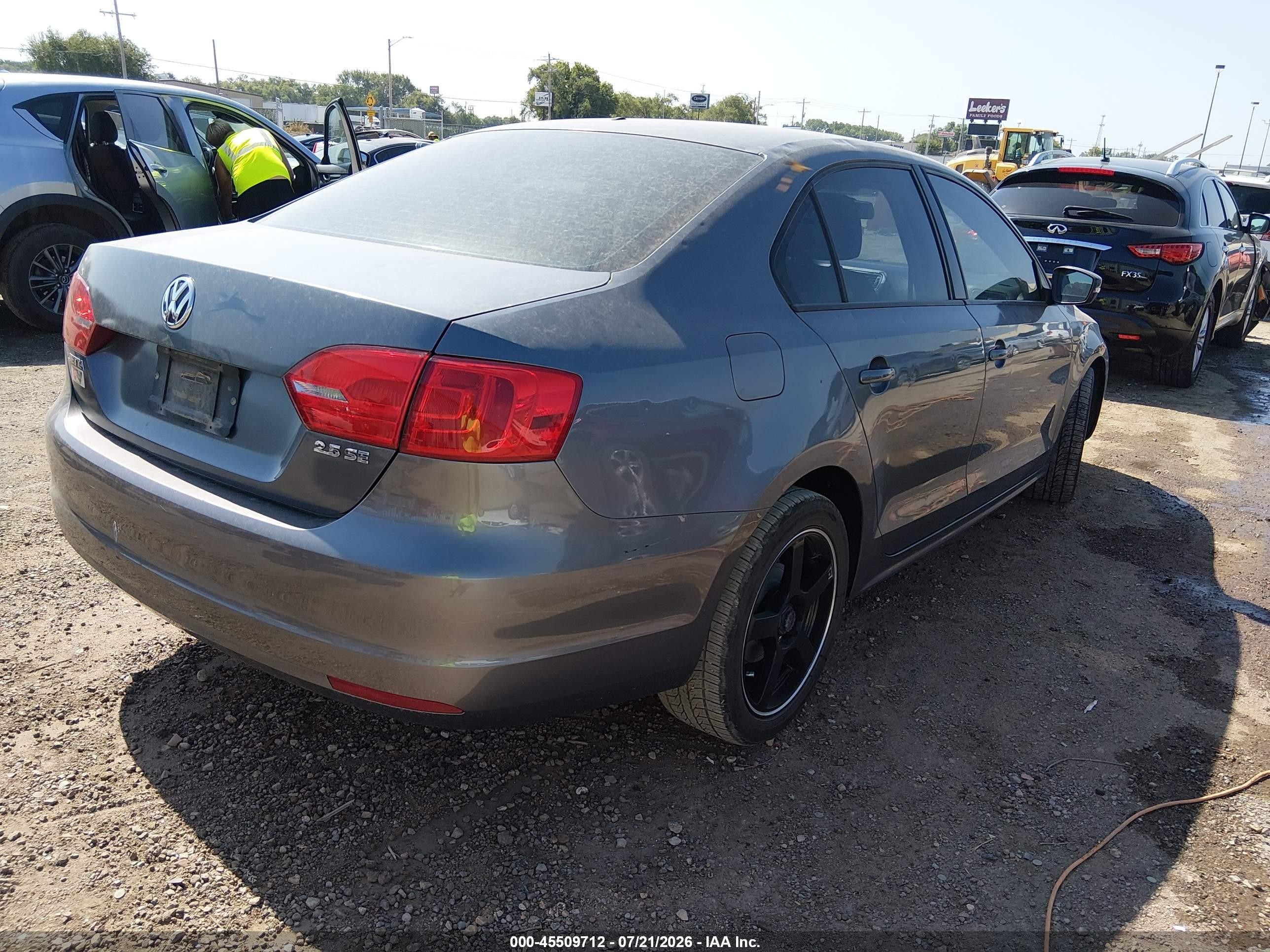 2011 Volkswagen Jetta 2.5l Se Gray vin: 3VWDZ7AJ9BM355088