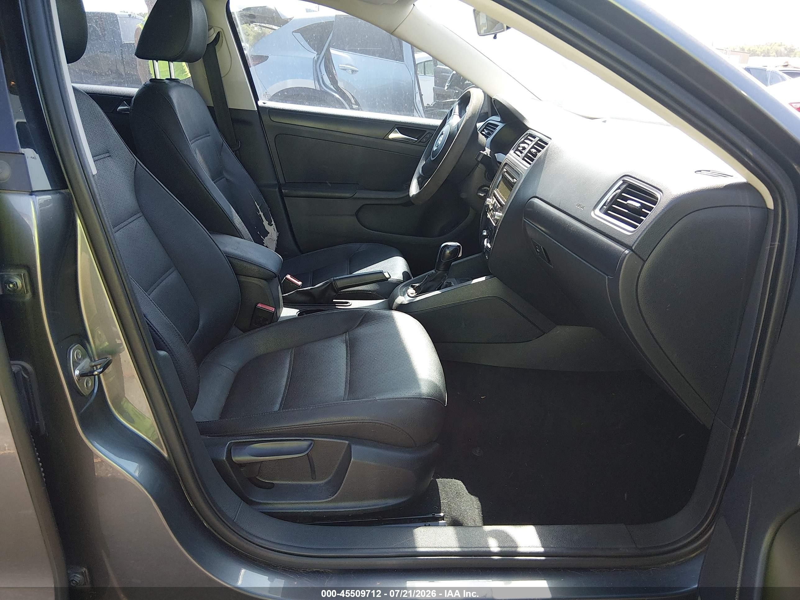 2011 Volkswagen Jetta 2.5l Se Gray vin: 3VWDZ7AJ9BM355088