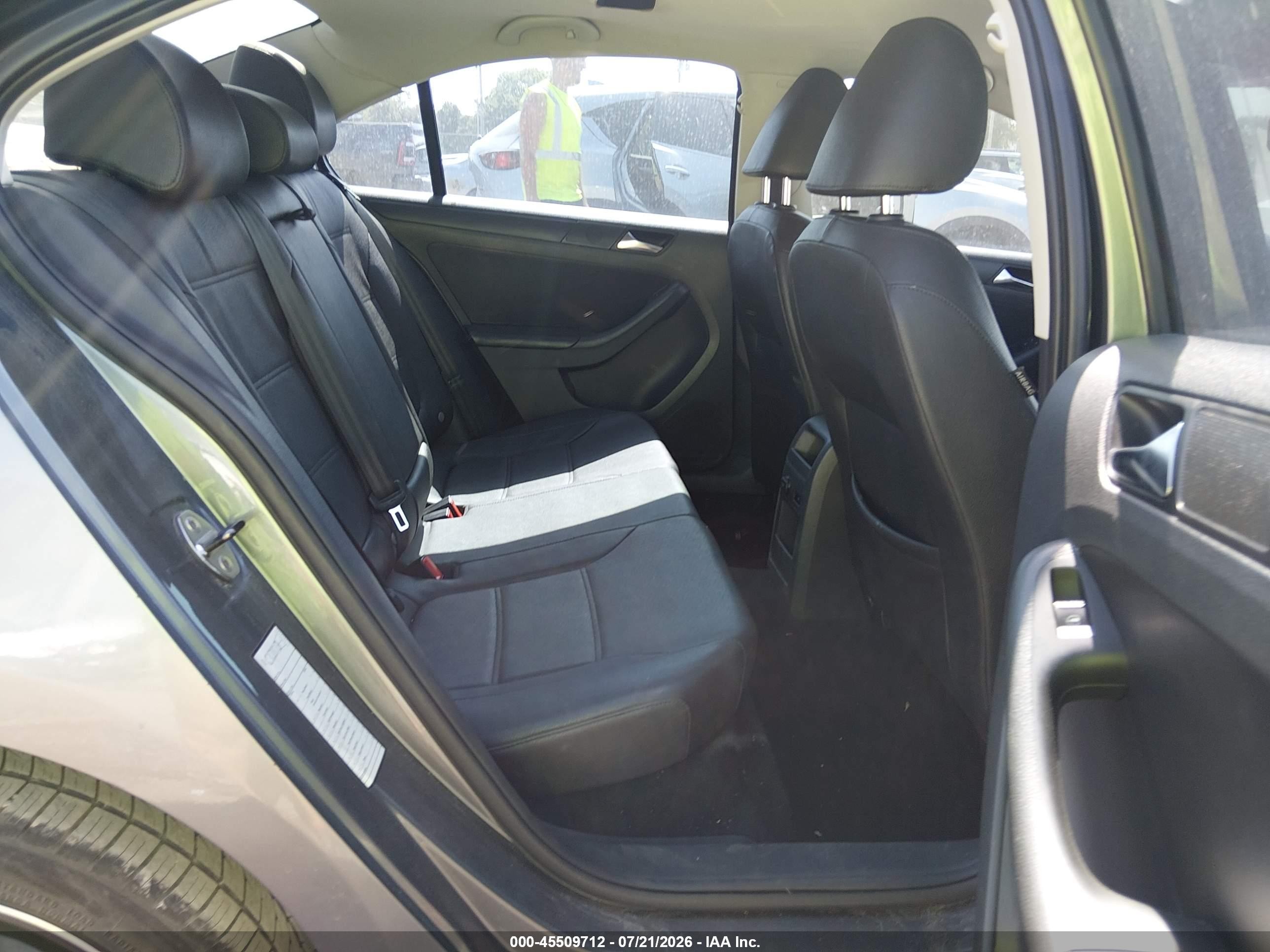 2011 Volkswagen Jetta 2.5l Se Gray vin: 3VWDZ7AJ9BM355088