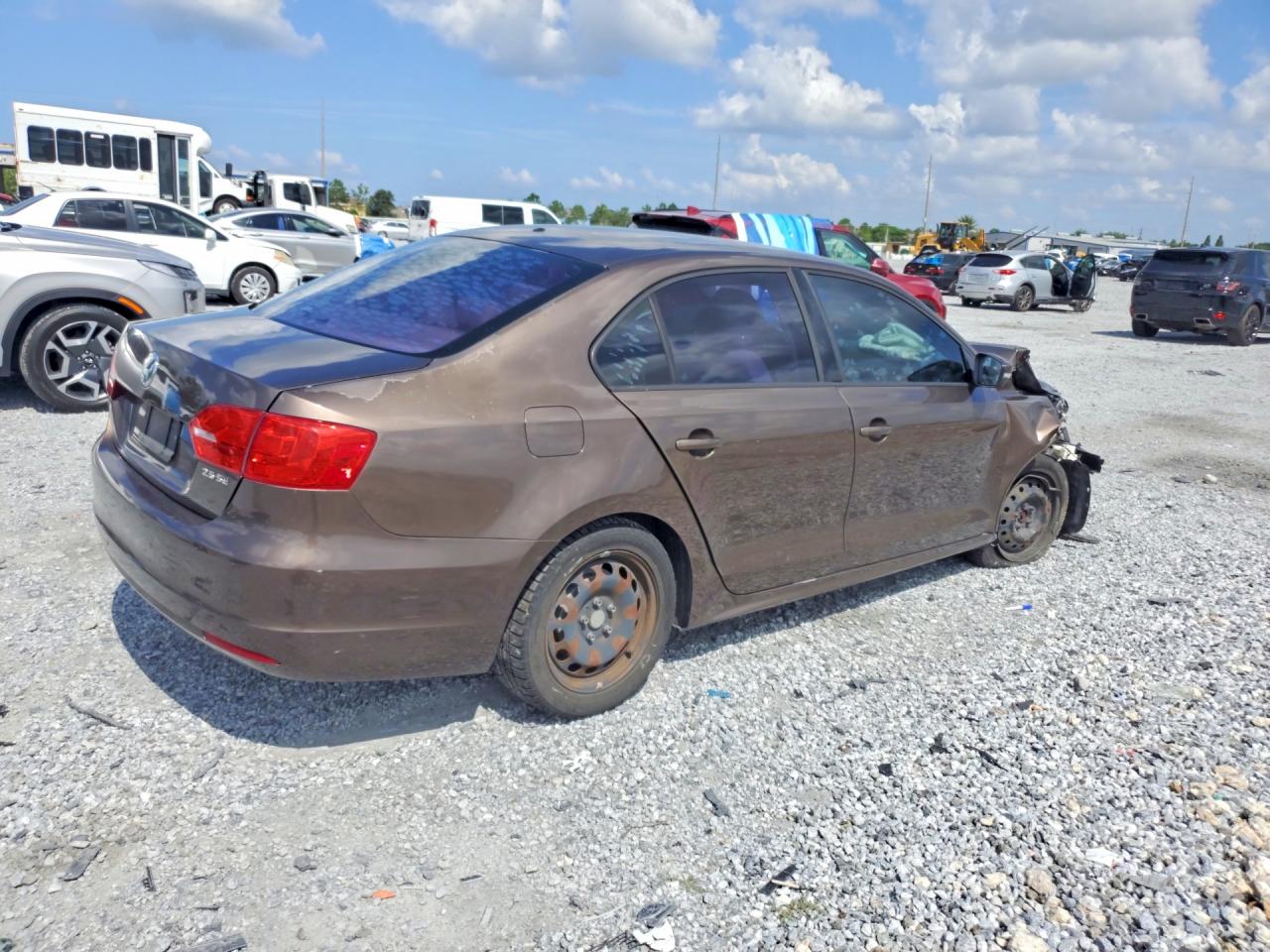 2011 Volkswagen Jetta Se Brown vin: 3VWDZ7AJXBM133126