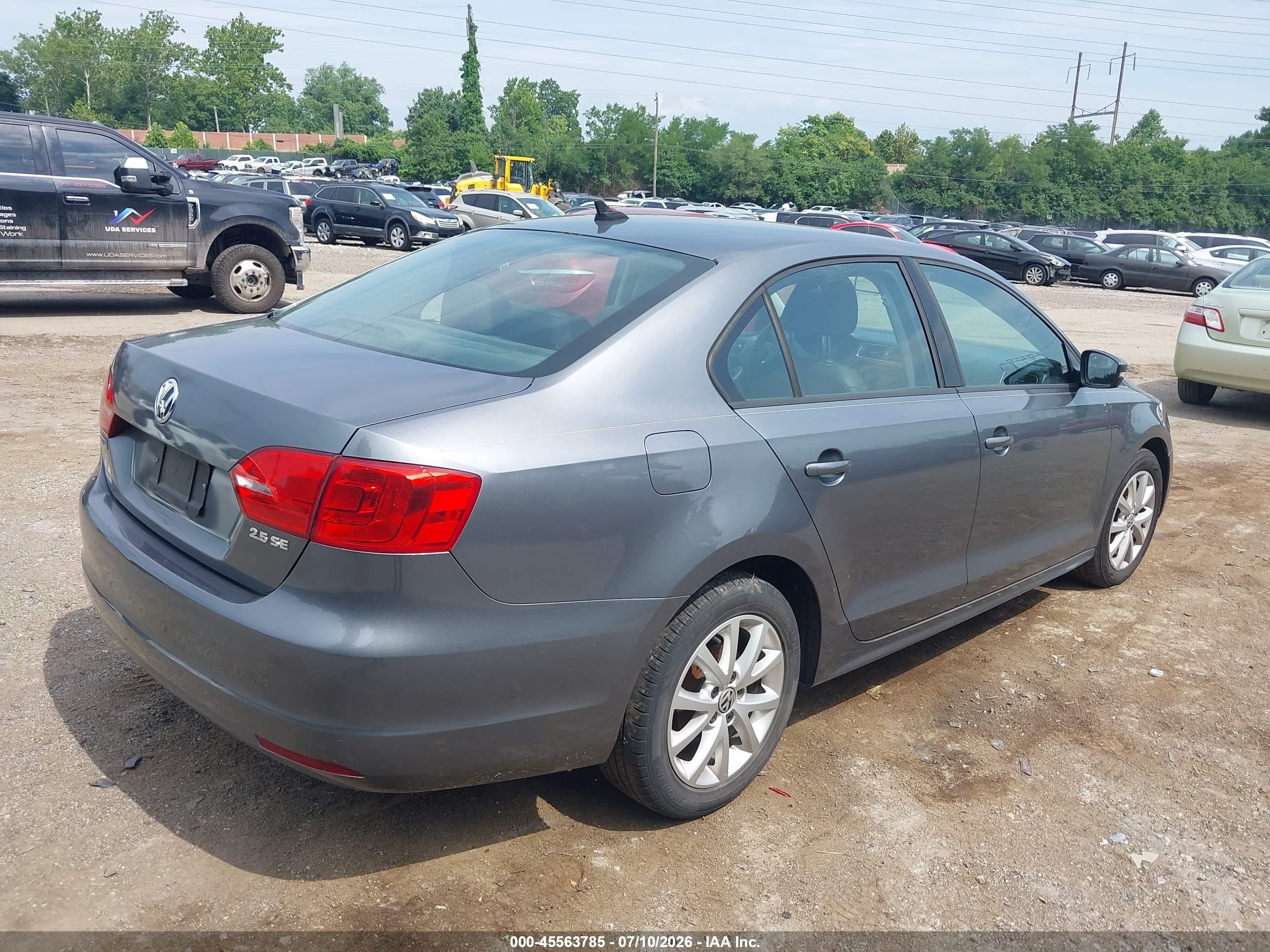 2011 Volkswagen Jetta 2.5l Se Gray vin: 3VWDZ7AJXBM355553