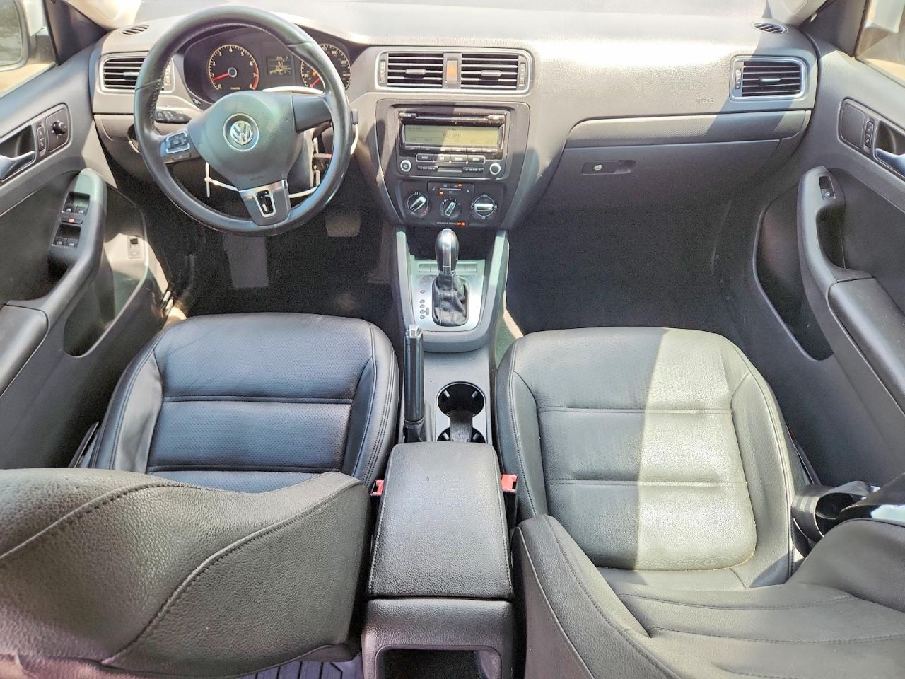 2011 Volkswagen Jetta Se White vin: 3VWDZ7AJXBM361949