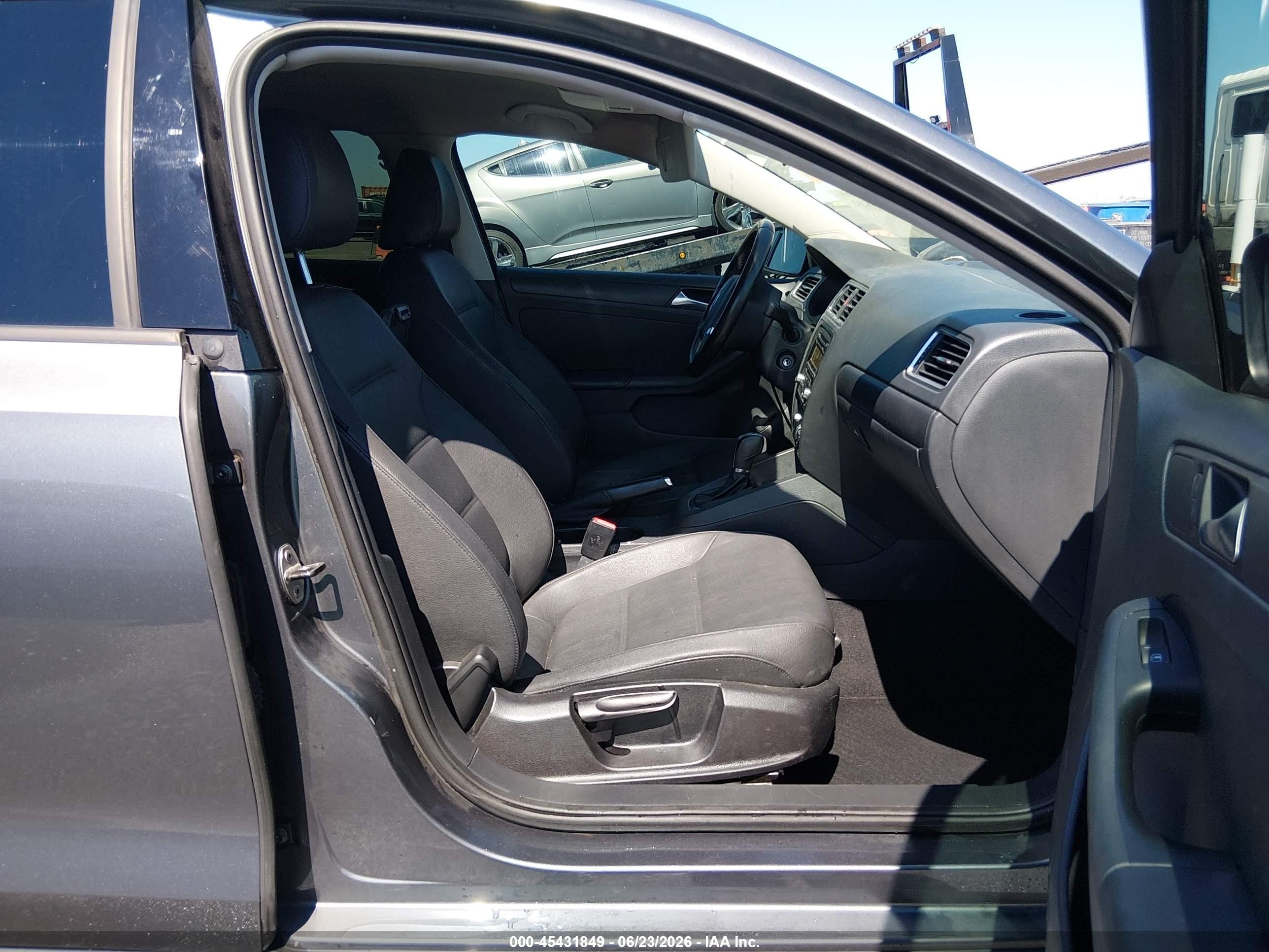 2011 Volkswagen Jetta 2.5l Se Gray vin: 3VWDZ7AJXBM376967