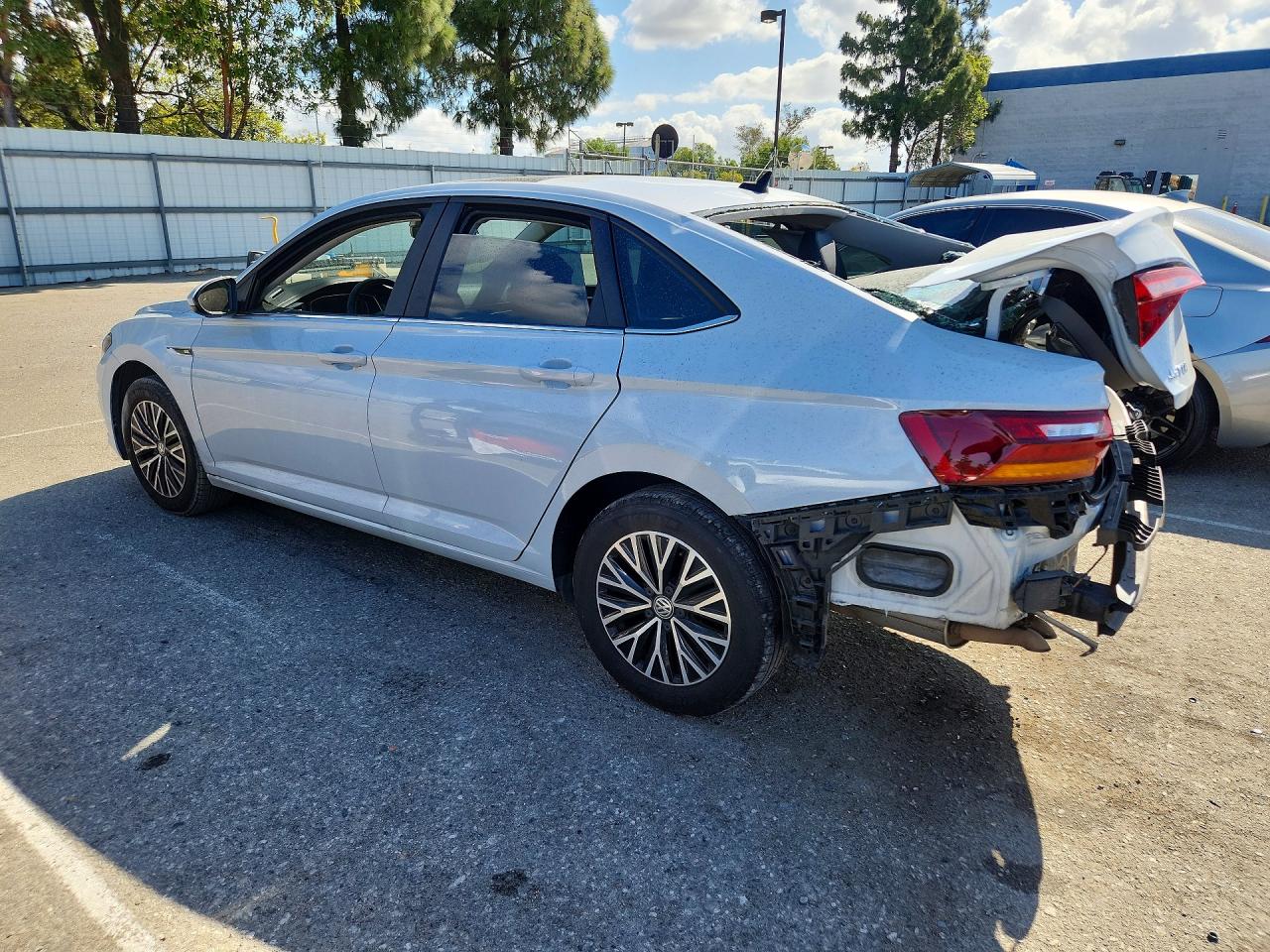 2019 Volkswagen Jetta Sel White vin: 3VWE57BU3KM102910