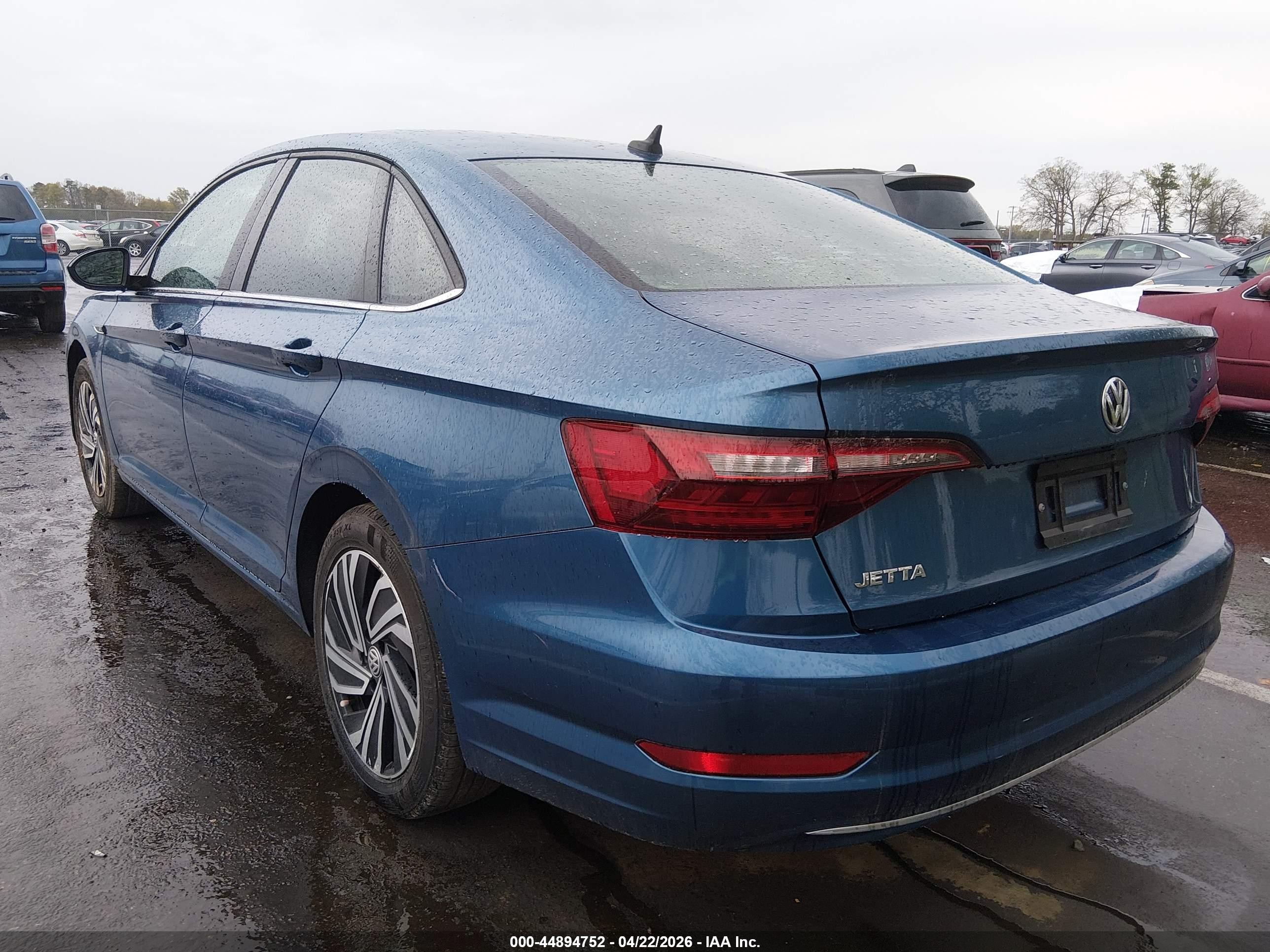 2021 Volkswagen Jetta 1.4t Sel Синий vin: 3VWE57BU3MM012935