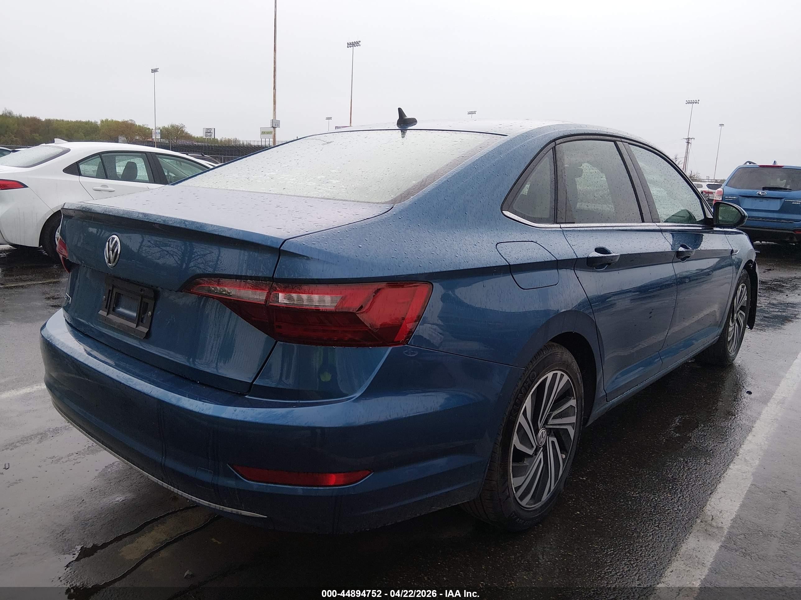 2021 Volkswagen Jetta 1.4t Sel Синий vin: 3VWE57BU3MM012935
