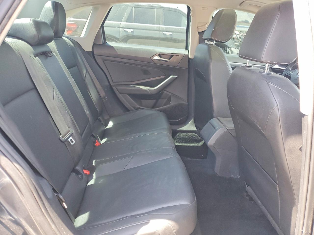 2019 Volkswagen Jetta Sel Gray vin: 3VWE57BU5KM207366