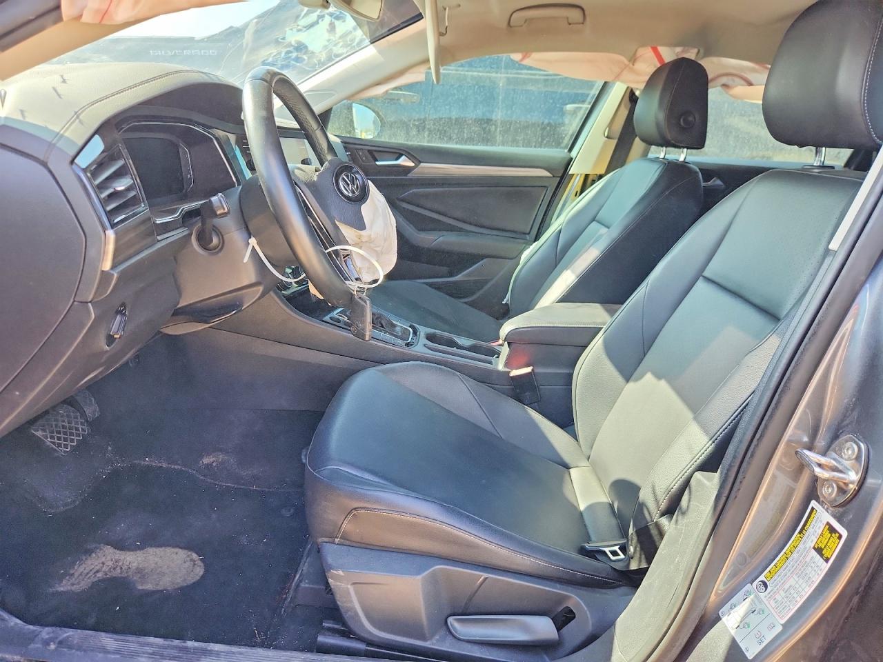 2019 Volkswagen Jetta Sel Gray vin: 3VWE57BU6KM040158