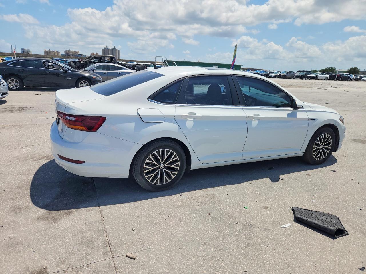 2019 Volkswagen Jetta Sel White vin: 3VWE57BU6KM084452