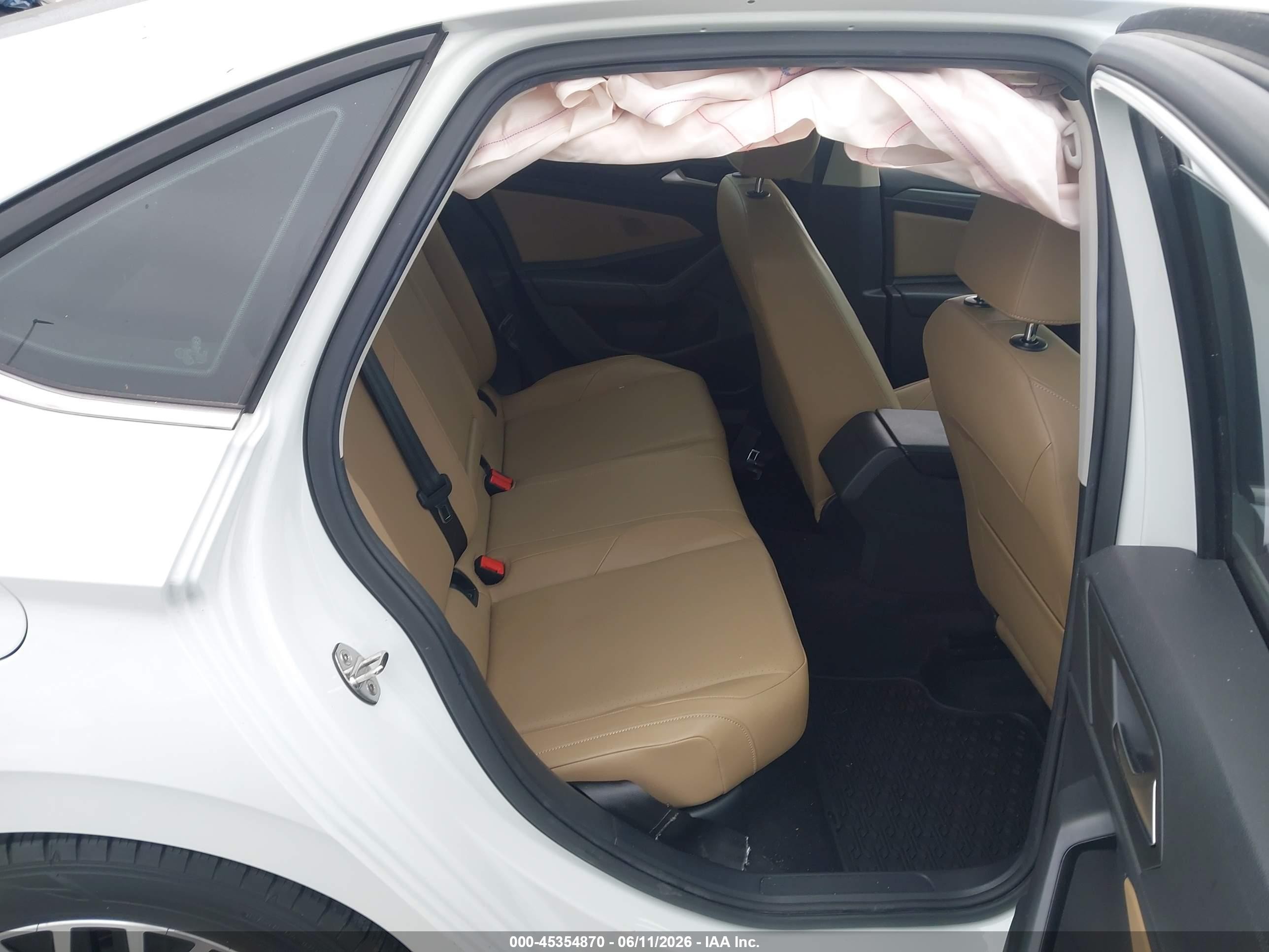 2019 Volkswagen Jetta 1.4t Sel Белый vin: 3VWE57BU6KM086184