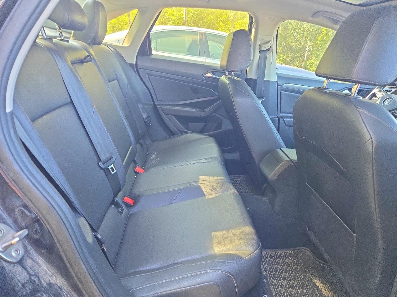2019 Volkswagen Jetta Sel Black vin: 3VWE57BU6KM211524