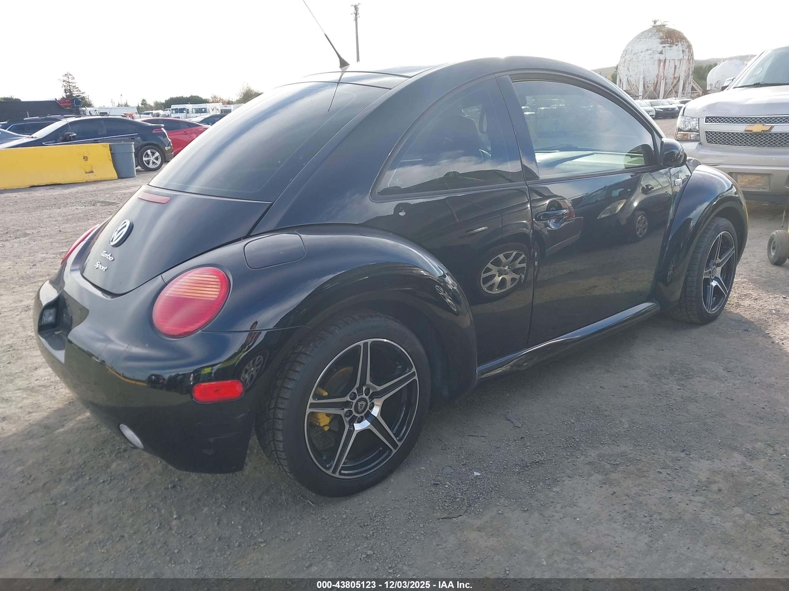 2001 Volkswagen New Beetle Sport Edition Черный vin: 3VWED21C51M481406