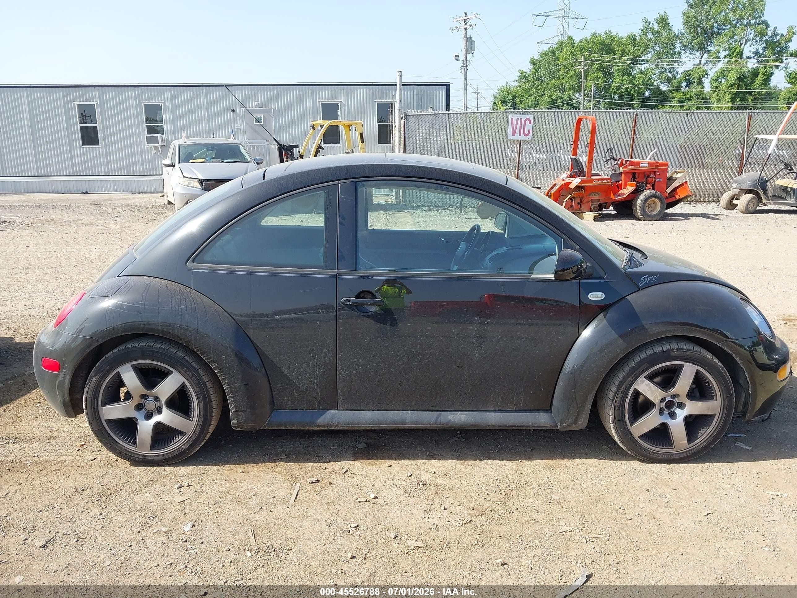 2002 Volkswagen New Beetle Sport Black vin: 3VWED21C62M445757