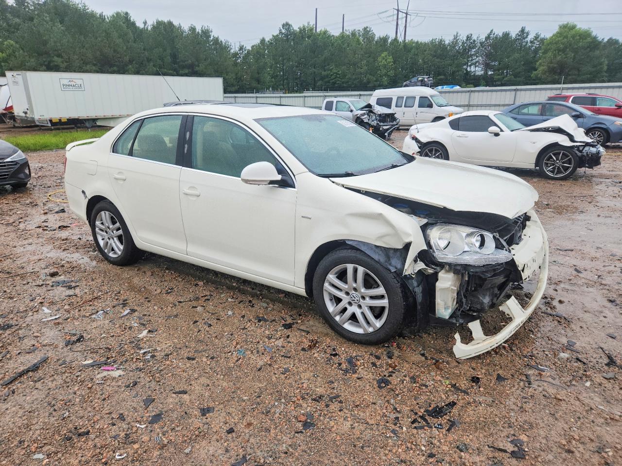 2007 Volkswagen Jetta Wolfsburg Бежевый vin: 3VWEF71K17M198184