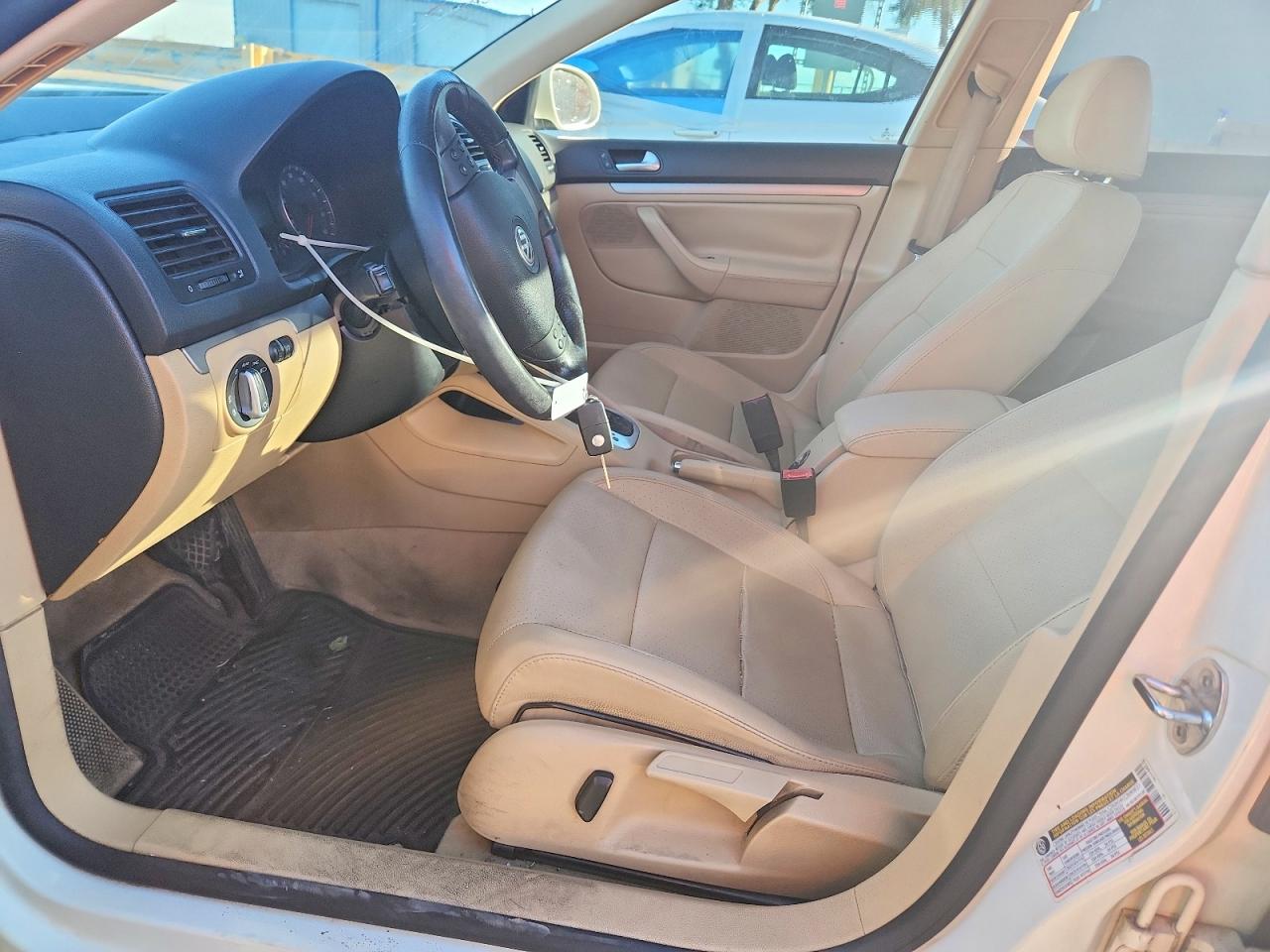 2007 Volkswagen Jetta Wolfsburg White vin: 3VWEF71K47M160979