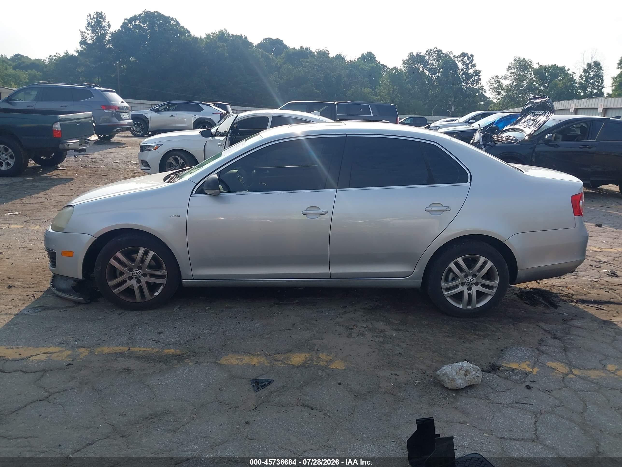 2007 Volkswagen Jetta Wolfsburg Edition Silver vin: 3VWEF71K57M133127