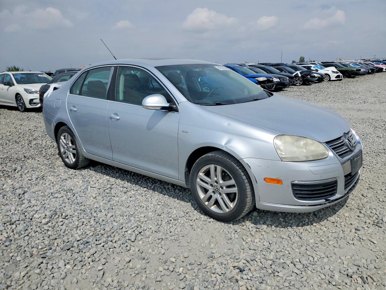 2007 Volkswagen Jetta Wolfsburg Silver vin: 3VWEF71K57M156522