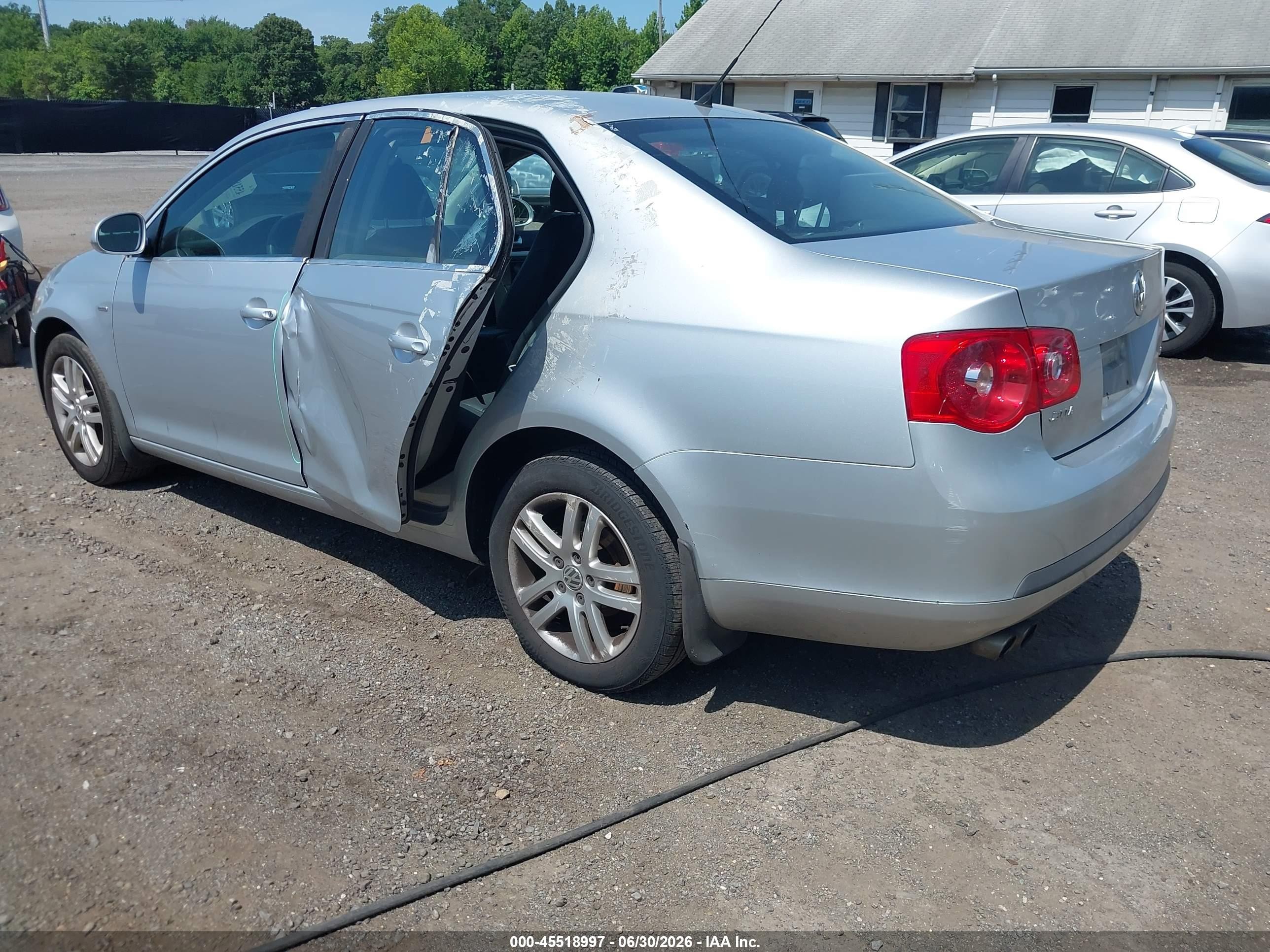 2007 Volkswagen Jetta Wolfsburg Edition Серебряный vin: 3VWEF71K77M084450