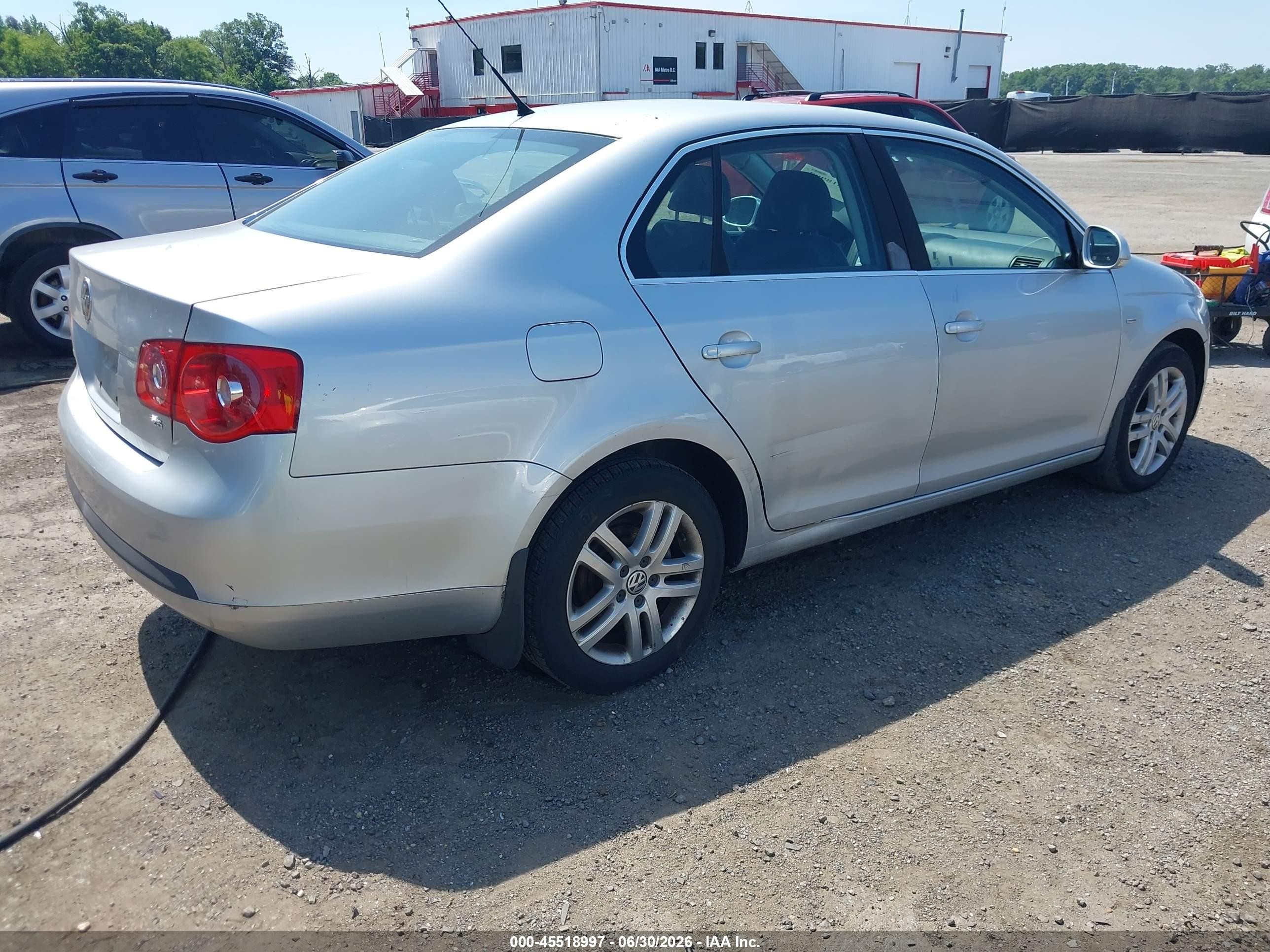 2007 Volkswagen Jetta Wolfsburg Edition Серебряный vin: 3VWEF71K77M084450