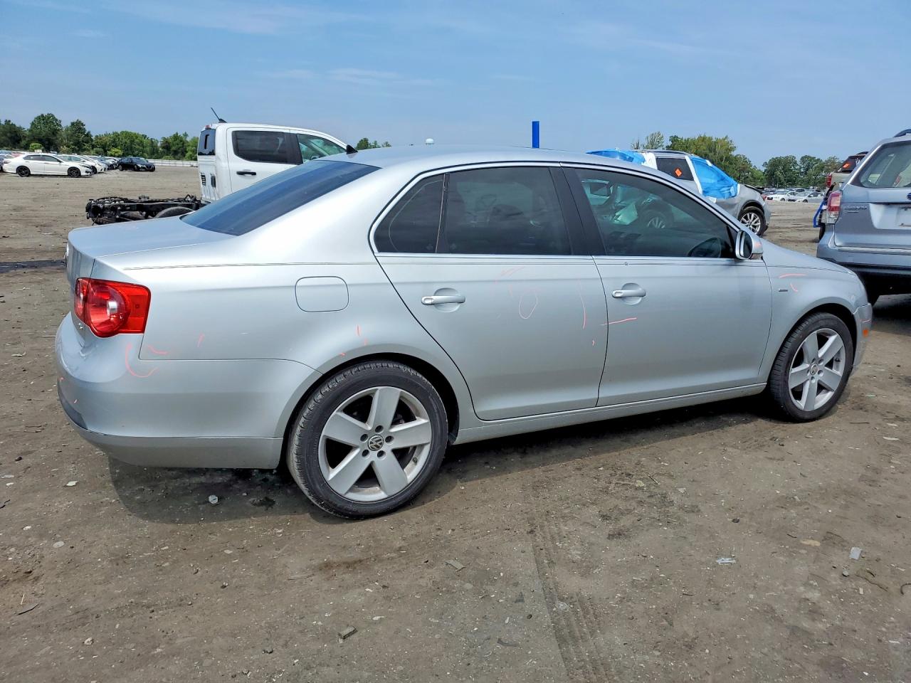 2007 Volkswagen Jetta Wolfsburg Silver vin: 3VWEF71K97M156345