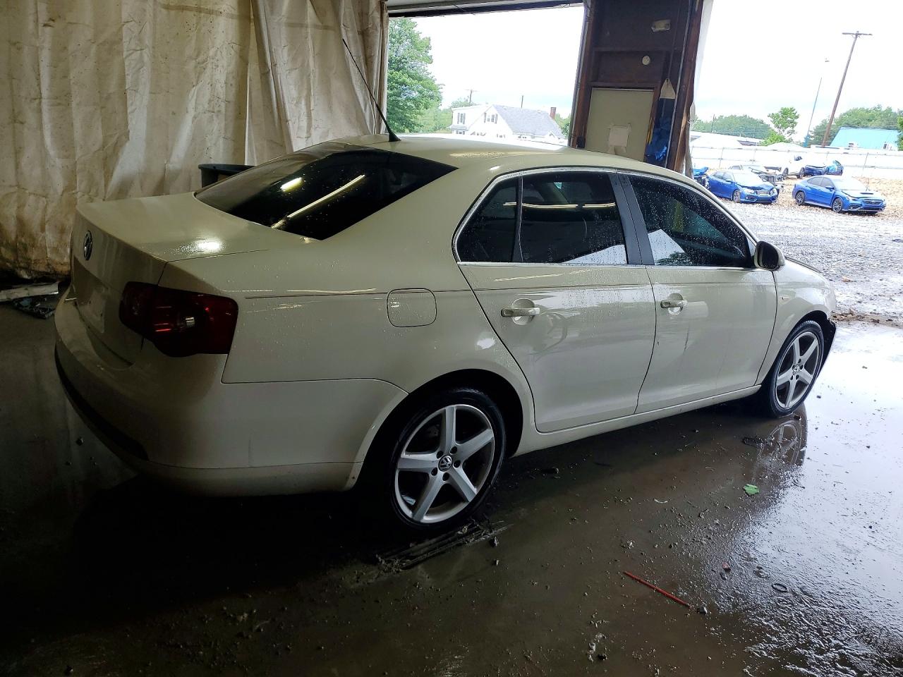 2007 Volkswagen Jetta Wolfsburg White vin: 3VWEF71KX7M065228