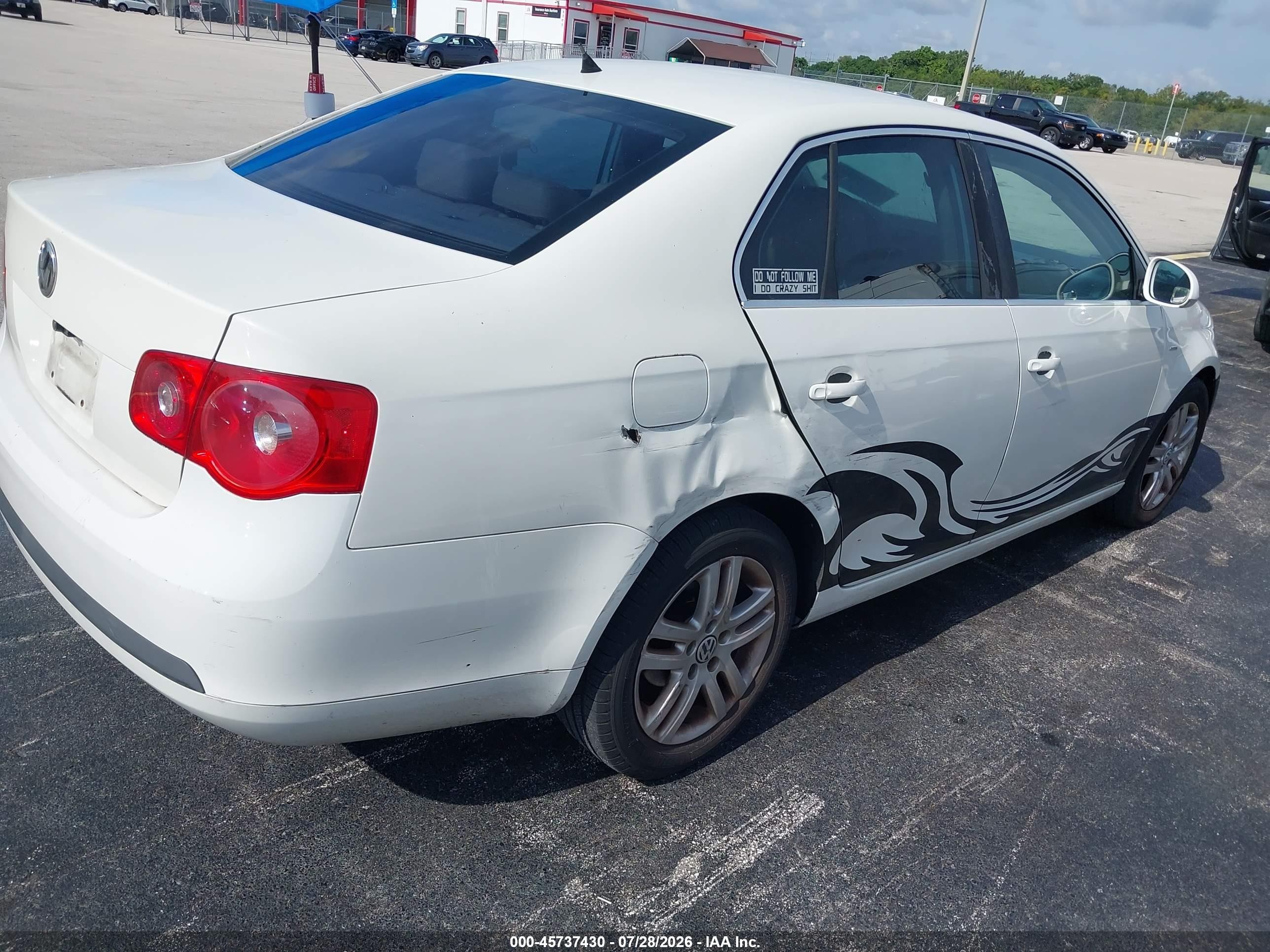 2007 Volkswagen Jetta Wolfsburg Edition White vin: 3VWEF71KX7M149114