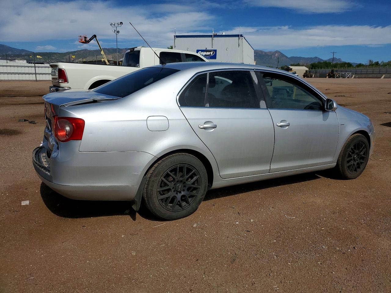 2007 Volkswagen Jetta Wolfsburg Серебряный vin: 3VWEF81K87M087685