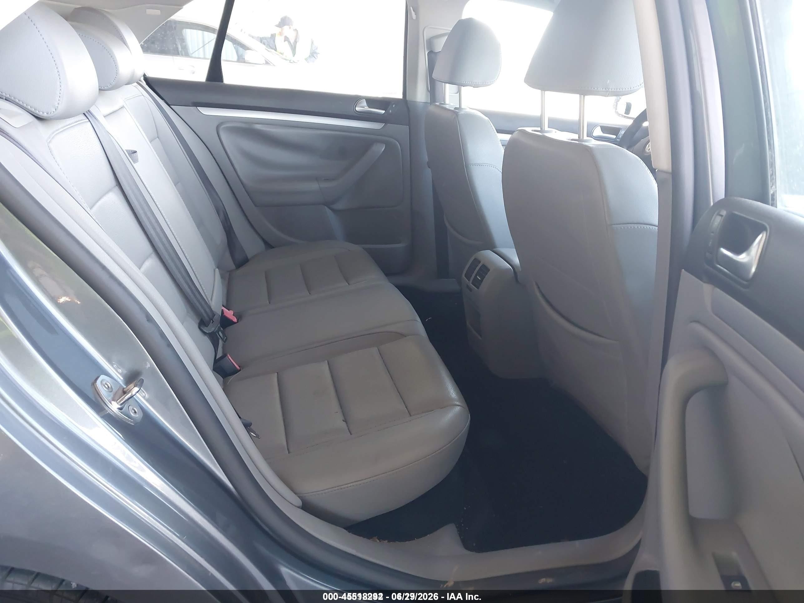 2007 Volkswagen Jetta Wolfsburg Edition Gray vin: 3VWEG71K17M136989
