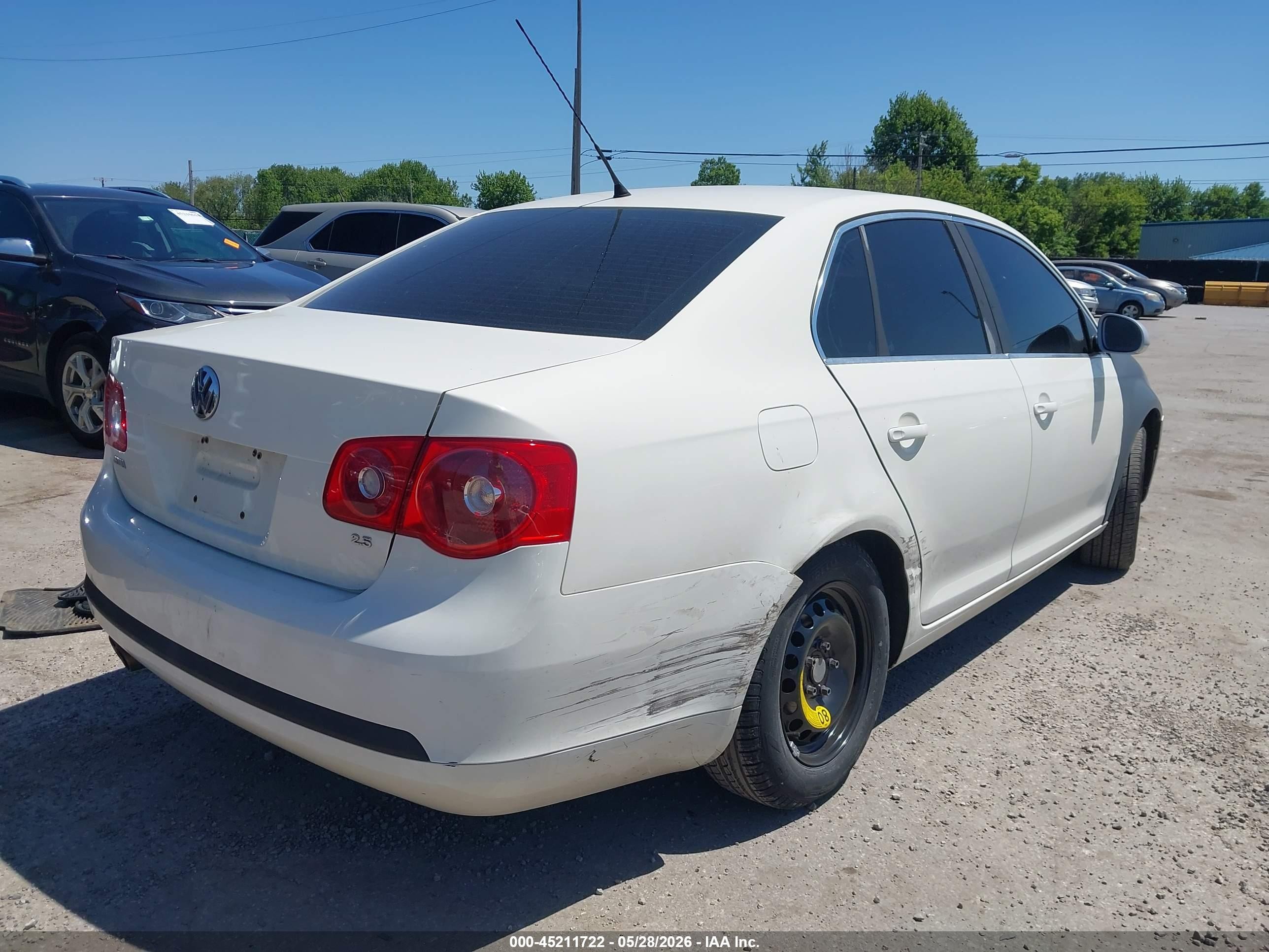 2007 Volkswagen Jetta Wolfsburg Edition White vin: 3VWEG71K27M144776